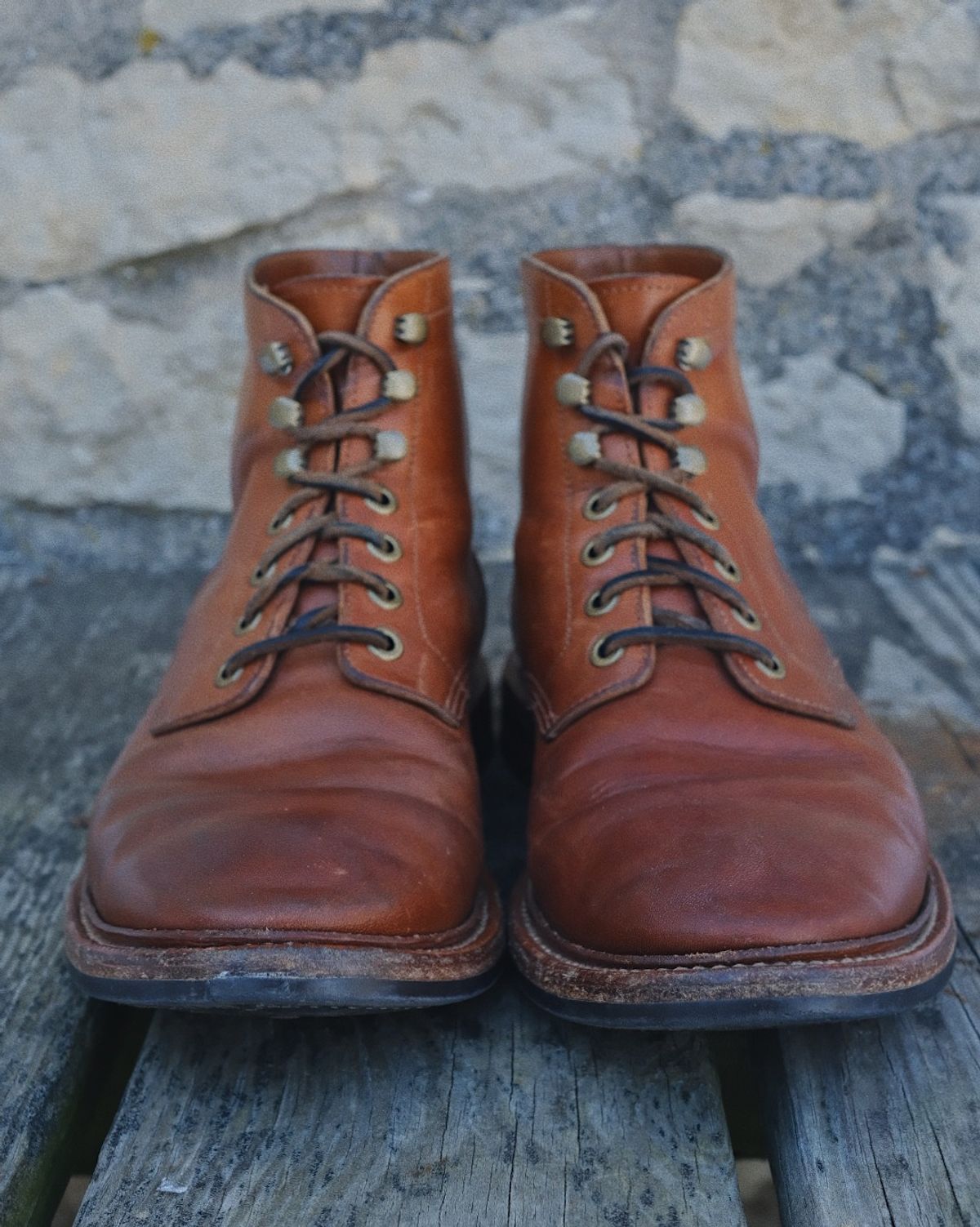 Photo by cuffcheckdenim on February 1, 2026 of the Grant Stone Diesel Boot in Badalassi Carlo Saddle Tan Minerva.