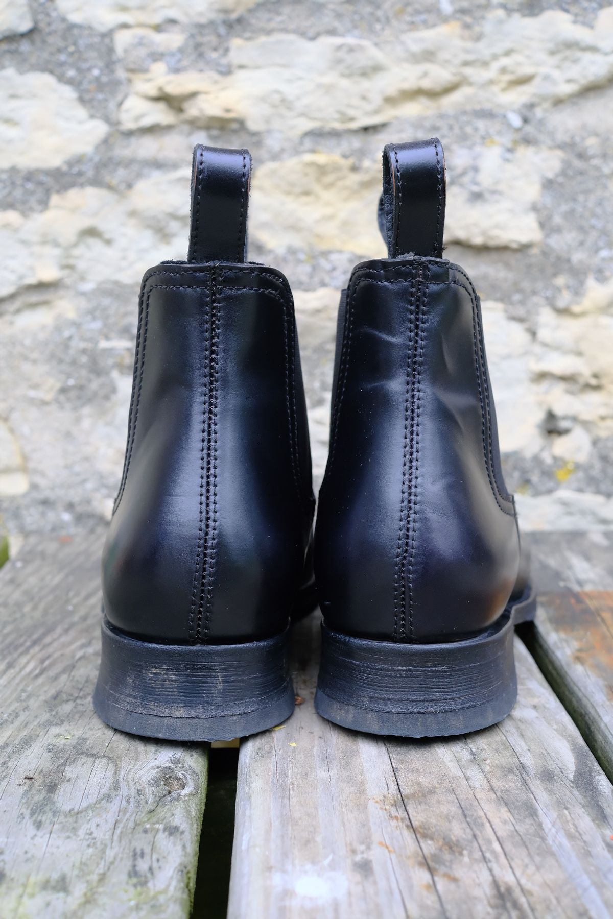 Photo by cuffcheckdenim on November 1, 2025 of the Thursday Journeyman in Shinki Black Shell Cordovan.