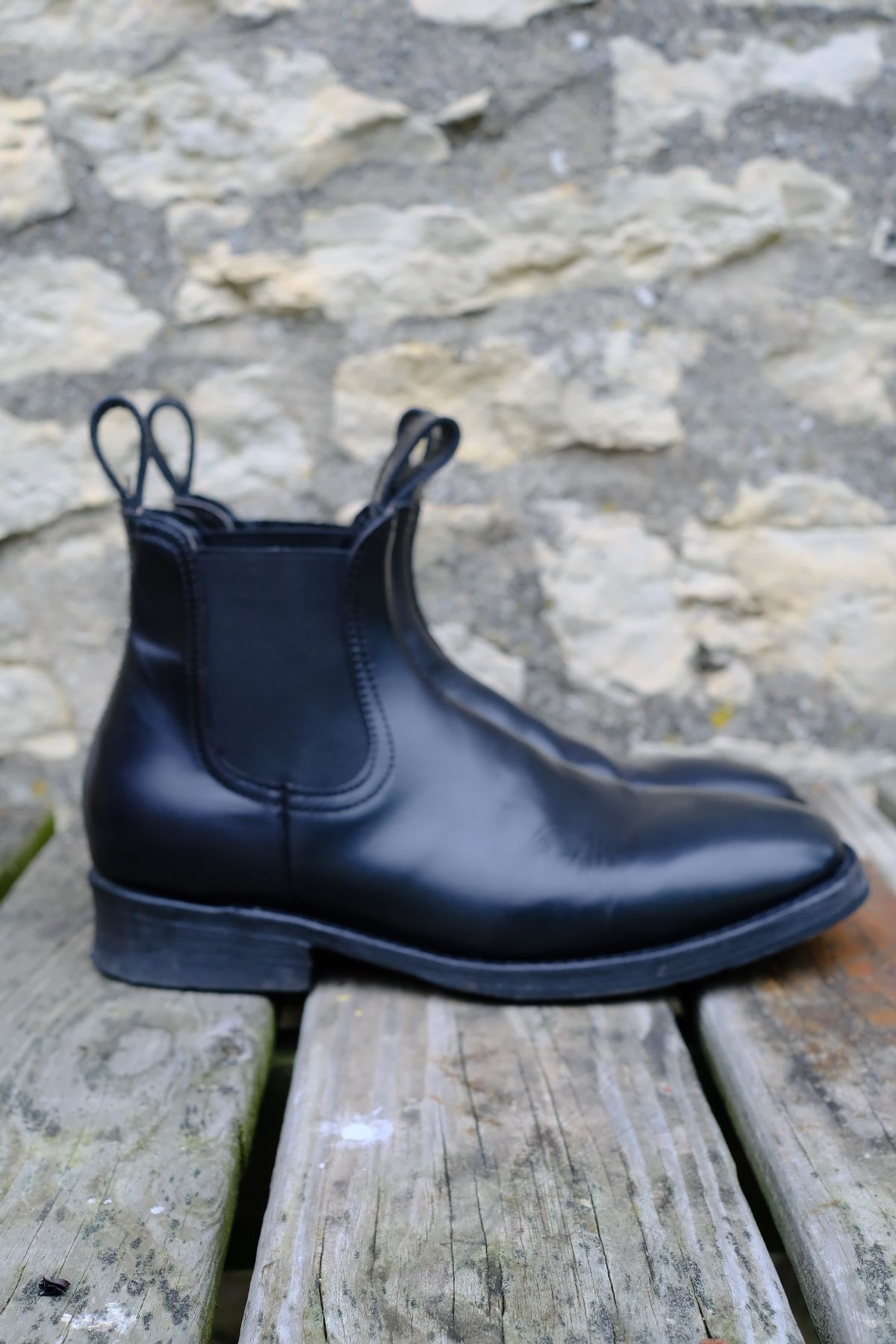 Photo by cuffcheckdenim on November 1, 2025 of the Thursday Journeyman in Shinki Black Shell Cordovan.