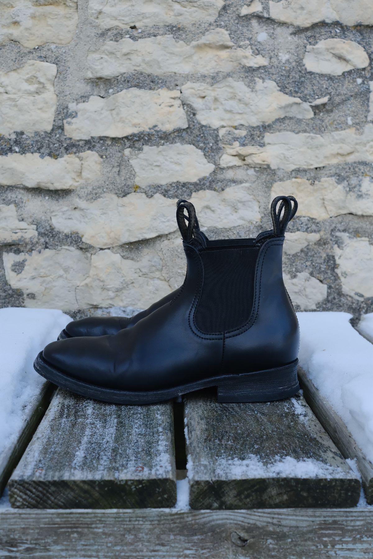 Photo by cuffcheckdenim on January 4, 2026 of the Thursday Journeyman in Shinki Black Shell Cordovan.