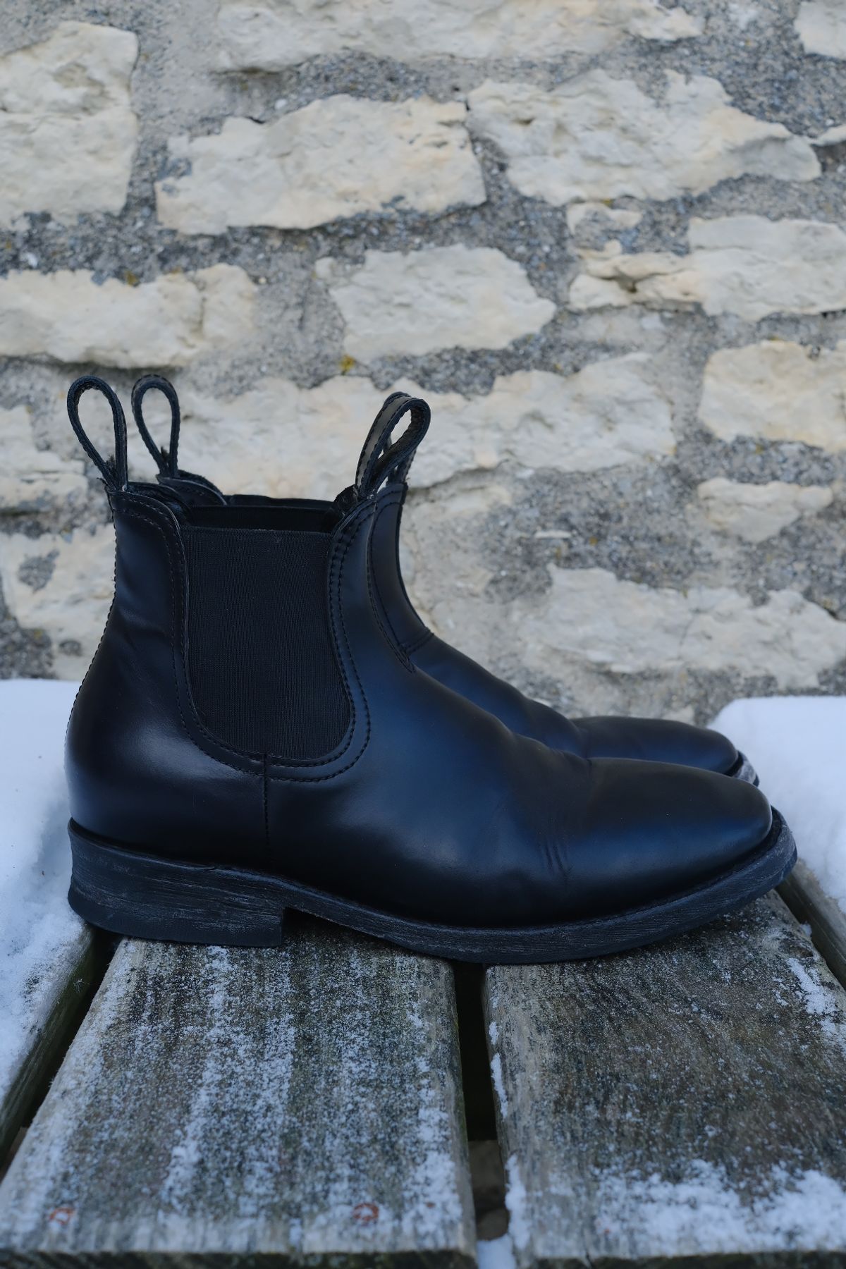 Photo by cuffcheckdenim on January 4, 2026 of the Thursday Journeyman in Shinki Black Shell Cordovan.