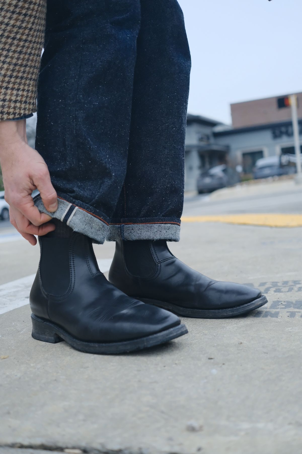 Photo by cuffcheckdenim on January 30, 2026 of the Thursday Journeyman in Shinki Black Shell Cordovan.
