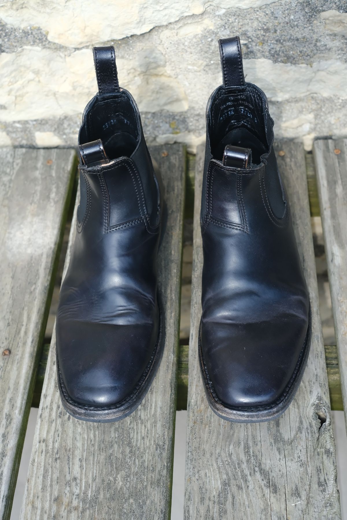 Photo by cuffcheckdenim on March 31, 2026 of the Thursday Journeyman in Shinki Black Shell Cordovan.