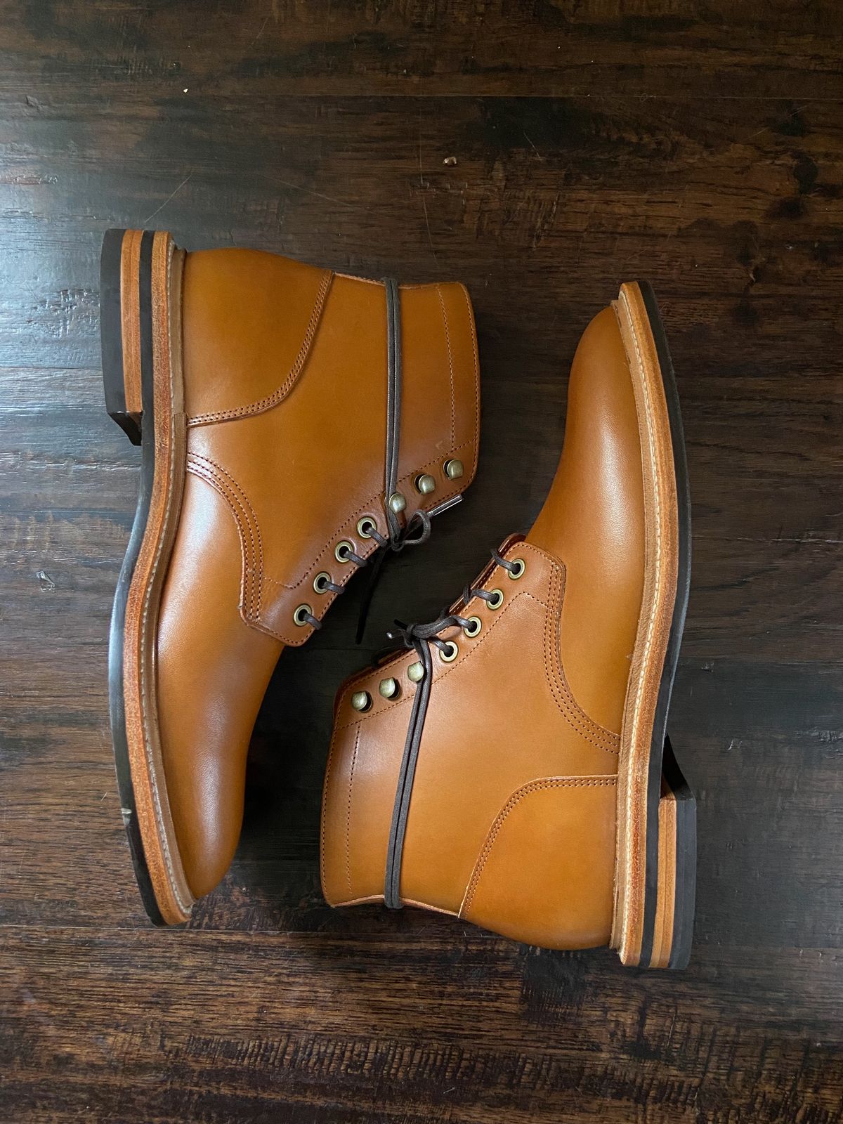 Photo by cuffcheckdenim on October 1, 2023 of the Grant Stone Diesel Boot in Badalassi Carlo Saddle Tan Minerva.