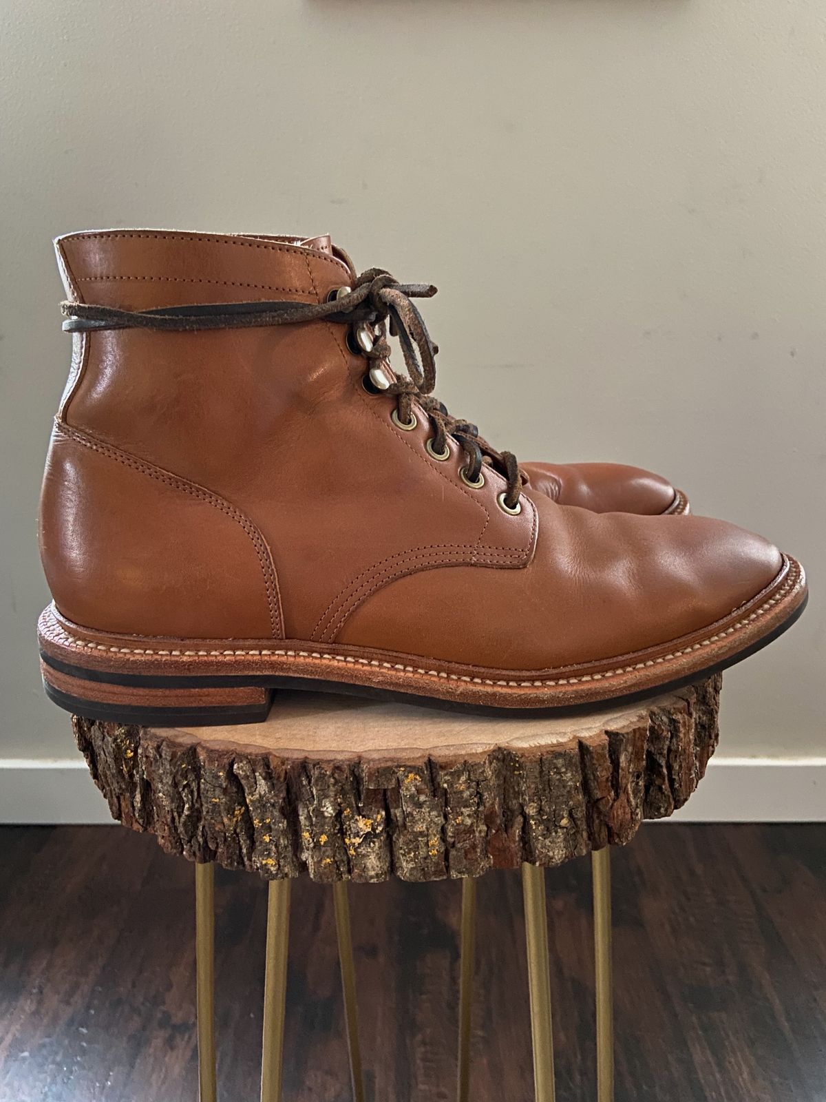 Photo by cuffcheckdenim on December 5, 2023 of the Grant Stone Diesel Boot in Badalassi Carlo Saddle Tan Minerva.