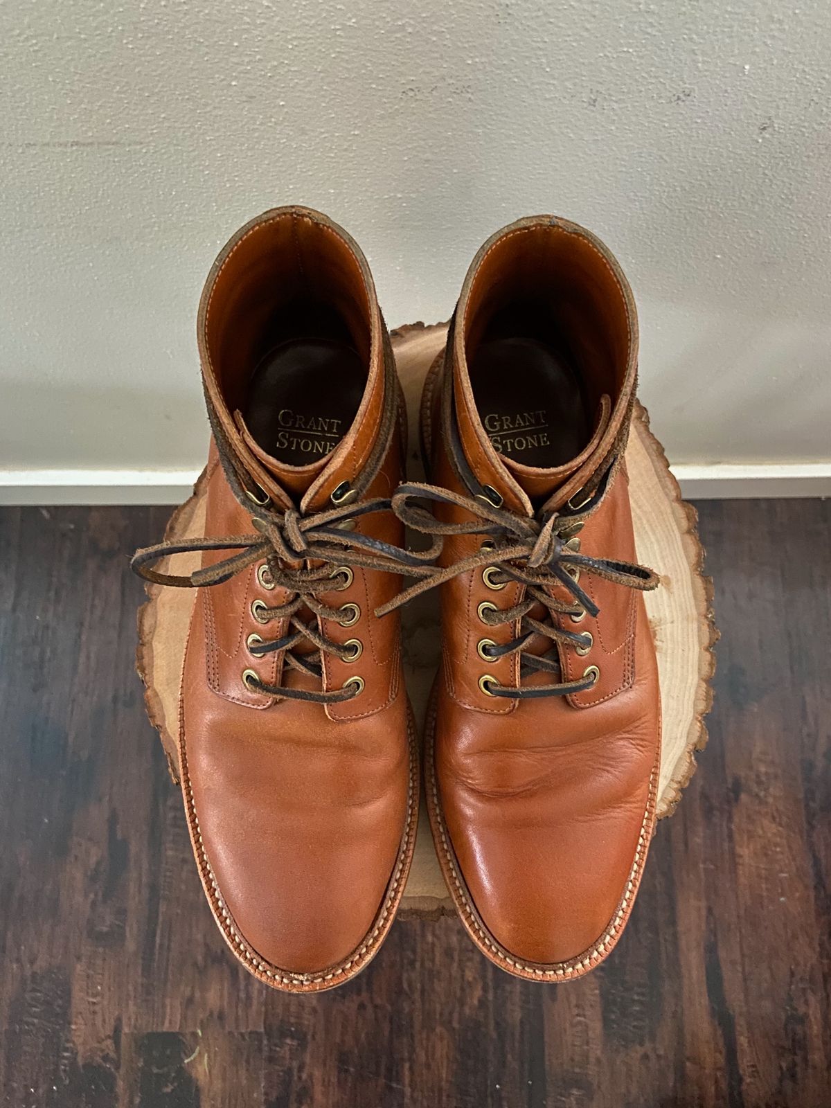 Photo by cuffcheckdenim on December 5, 2023 of the Grant Stone Diesel Boot in Badalassi Carlo Saddle Tan Minerva.