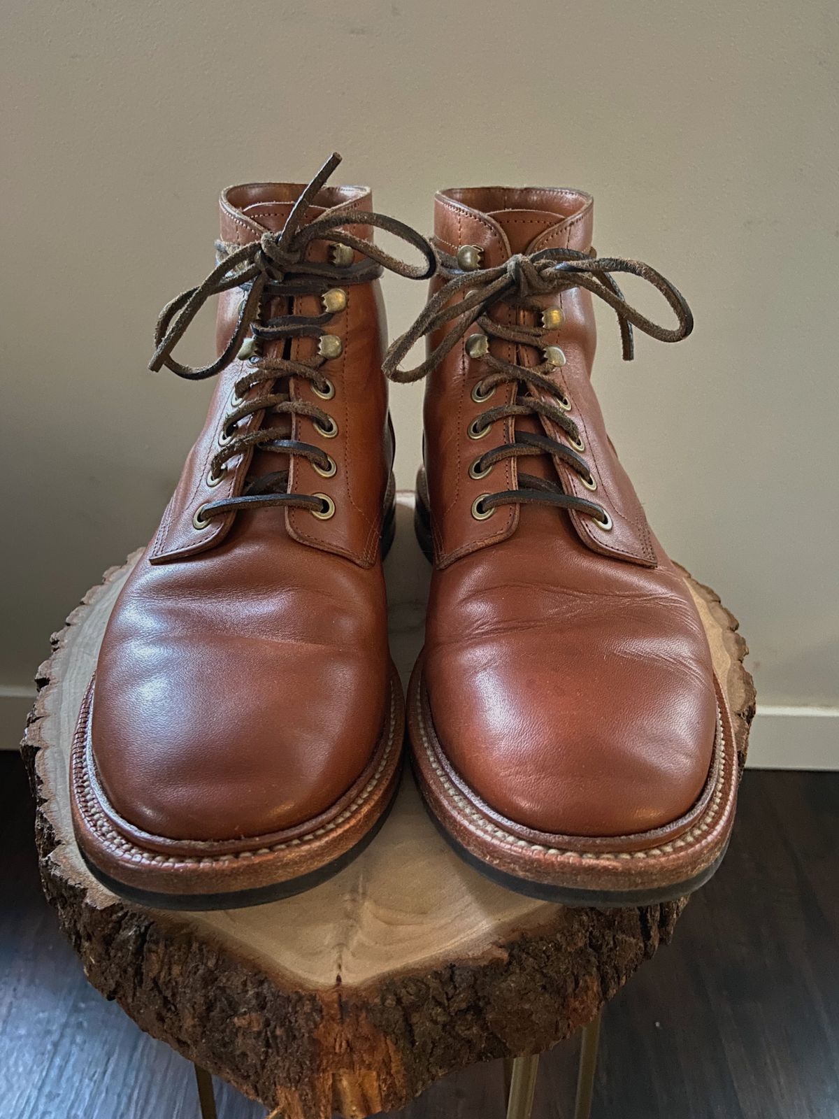Photo by cuffcheckdenim on January 5, 2024 of the Grant Stone Diesel Boot in Badalassi Carlo Saddle Tan Minerva.