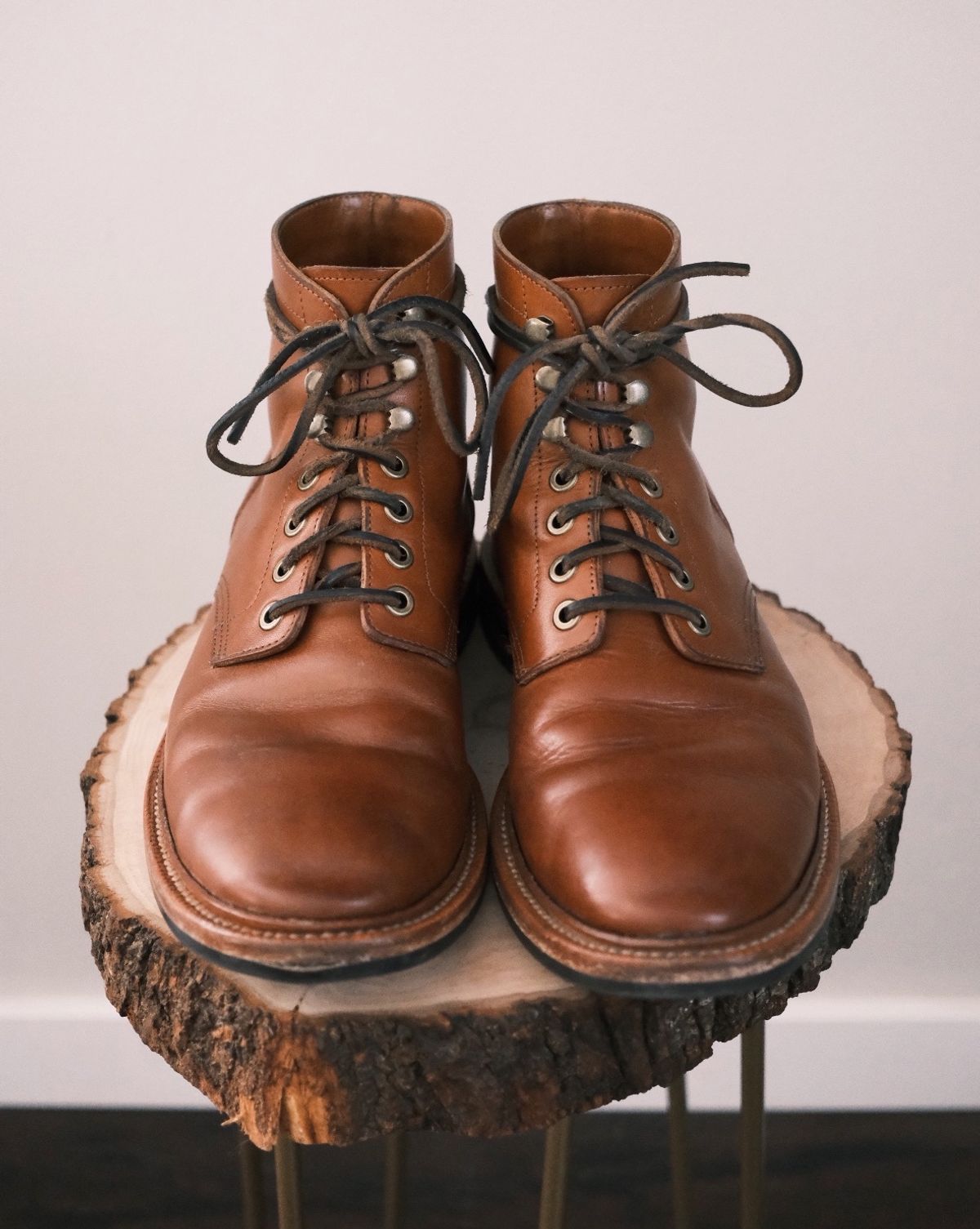 Photo by cuffcheckdenim on February 1, 2024 of the Grant Stone Diesel Boot in Badalassi Carlo Saddle Tan Minerva.