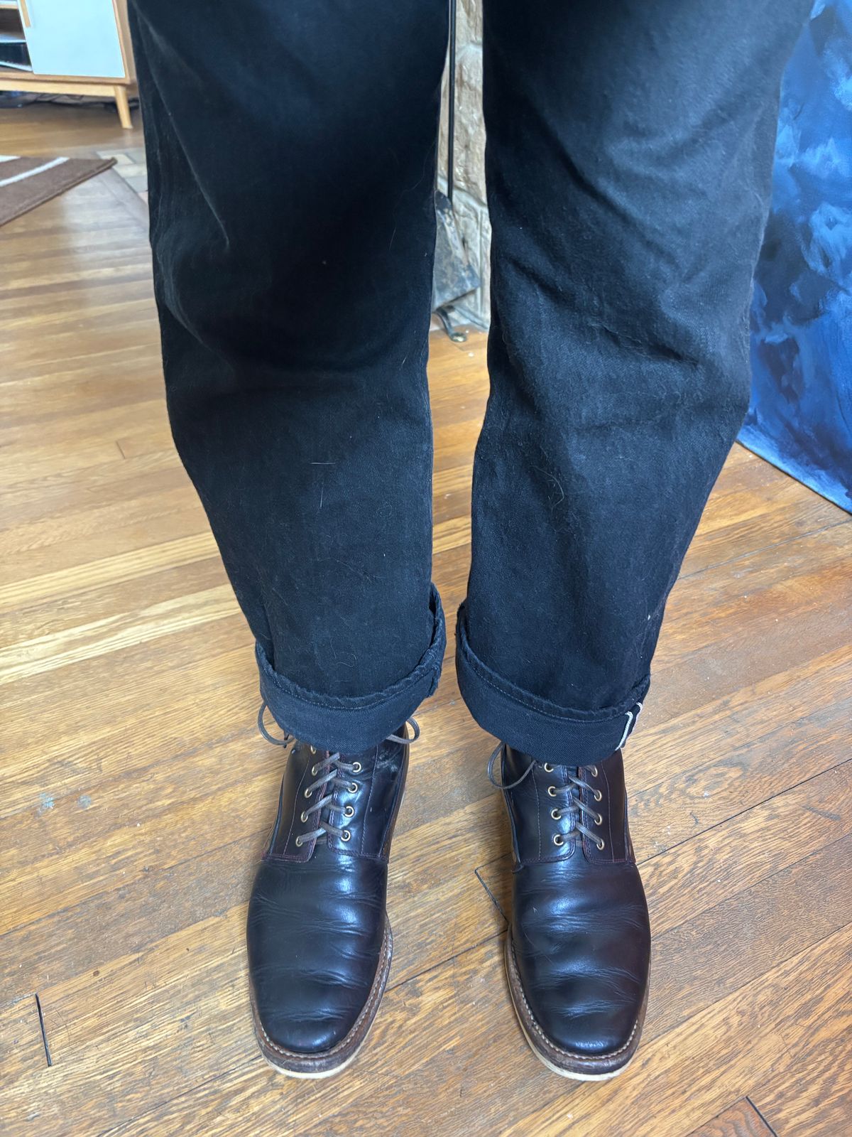 Photo by Oldmanblooming on April 16, 2025 of the WM1978 French Army Boot in Horween London Bus Red Dublin.
