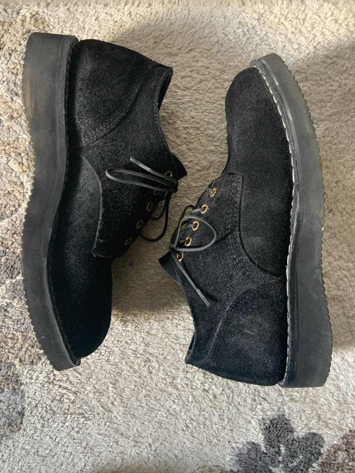 Photo by Oldmanblooming on December 1, 2022 of the White's Oxford in Seidel Black Oil Tan Roughout.