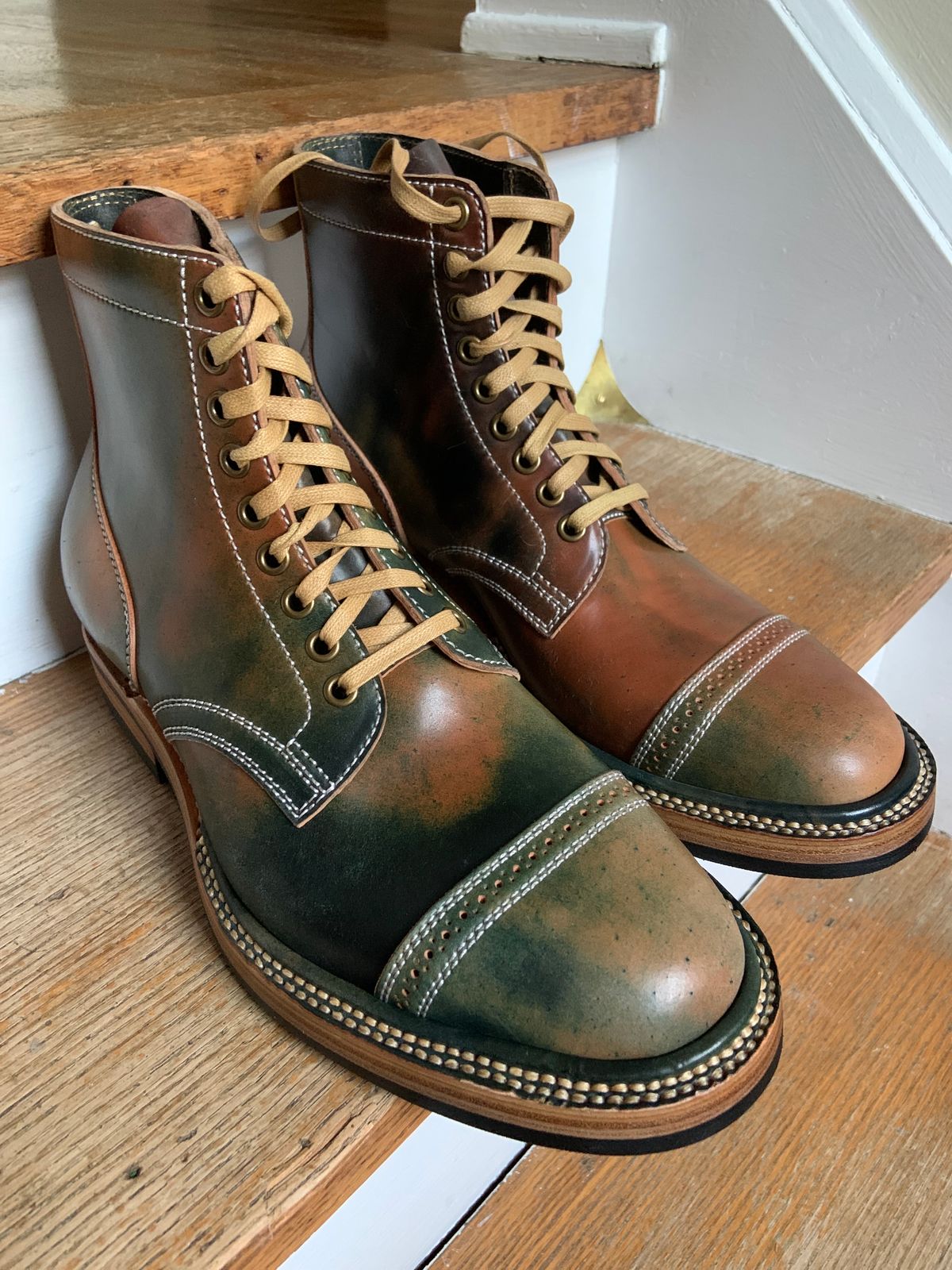 Photo by Oldmanblooming on September 19, 2023 of the Flame Panda Service Boot in Horween Marbled Black Shell Cordovan.