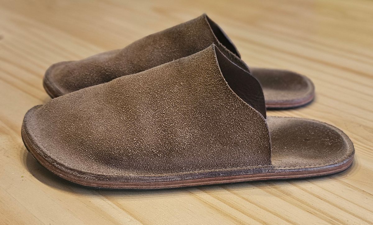 Photo by joeldelassus on April 3, 2025 of the DELASSUS LEATHER HOUSE MULE in Horween Natural Chromexcel Roughout.