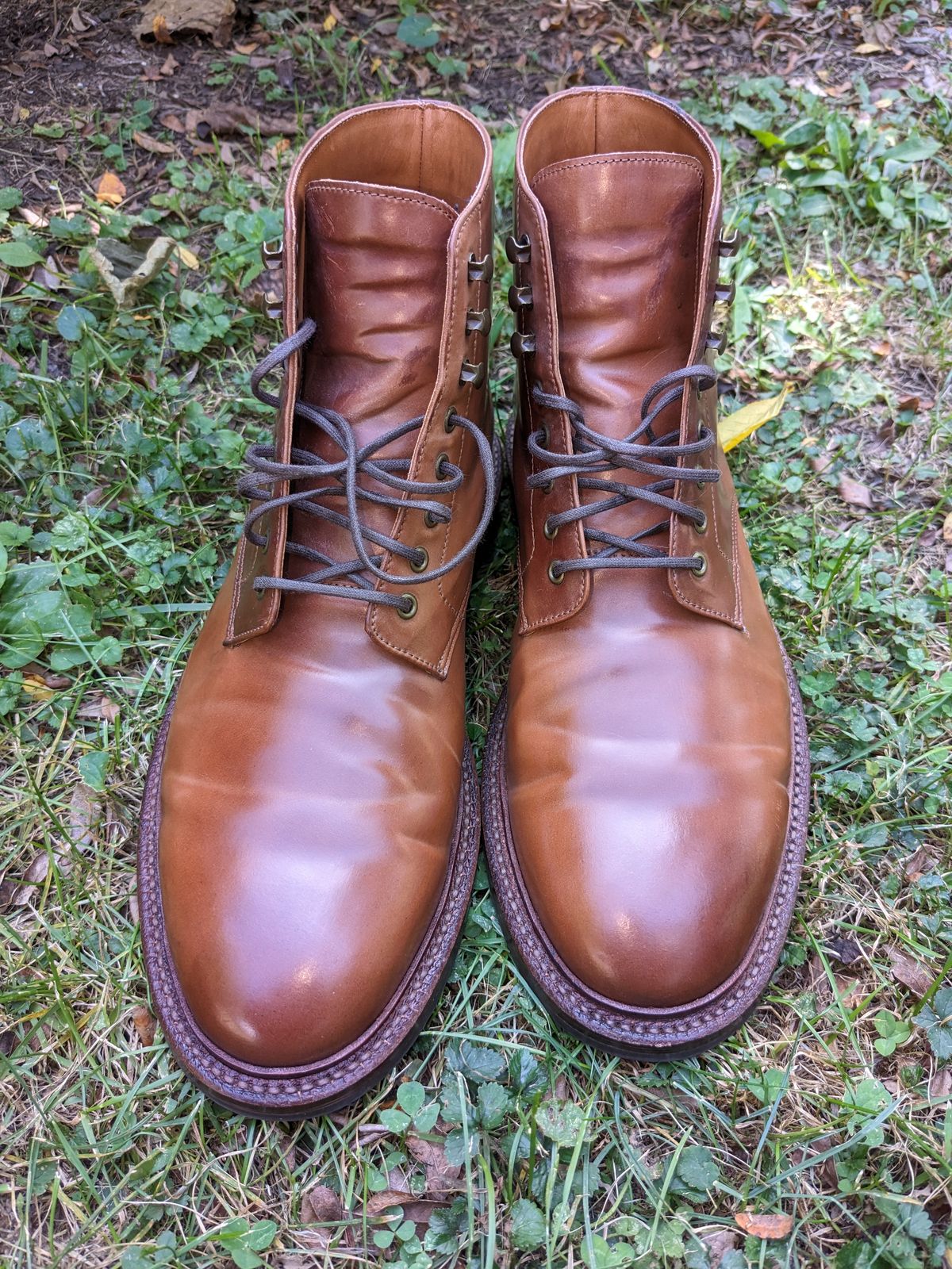 Photo by pck on September 19, 2023 of the Grant Stone Edward Boot in Horween Honey Glazed Shell Cordovan.