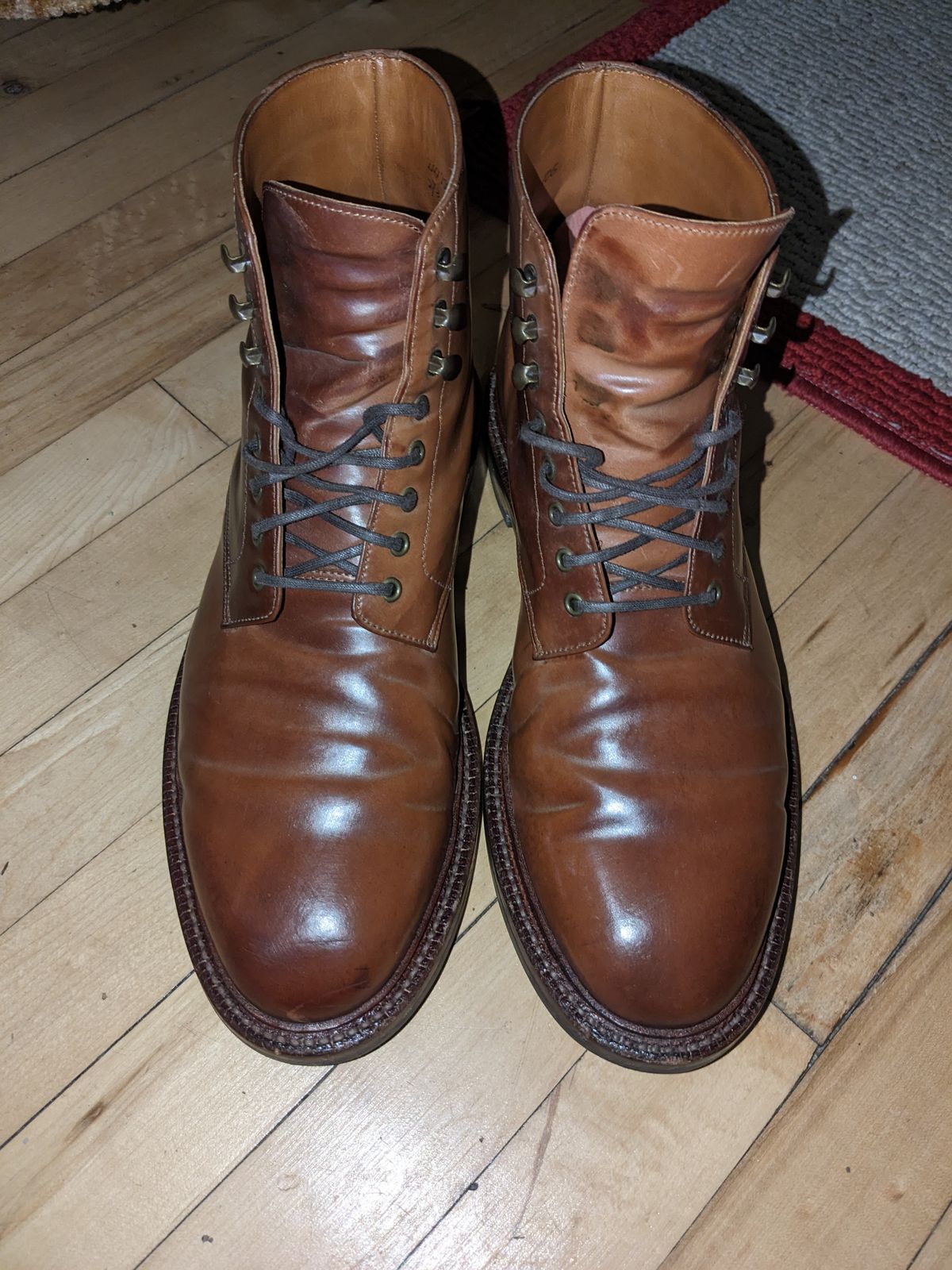 Photo by pck on November 27, 2023 of the Grant Stone Edward Boot in Horween Honey Glazed Shell Cordovan.