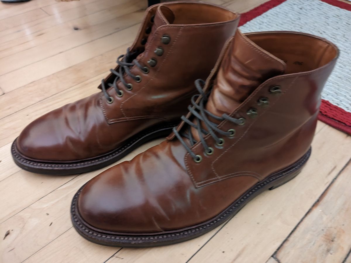 Photo by pck on November 27, 2023 of the Grant Stone Edward Boot in Horween Honey Glazed Shell Cordovan.