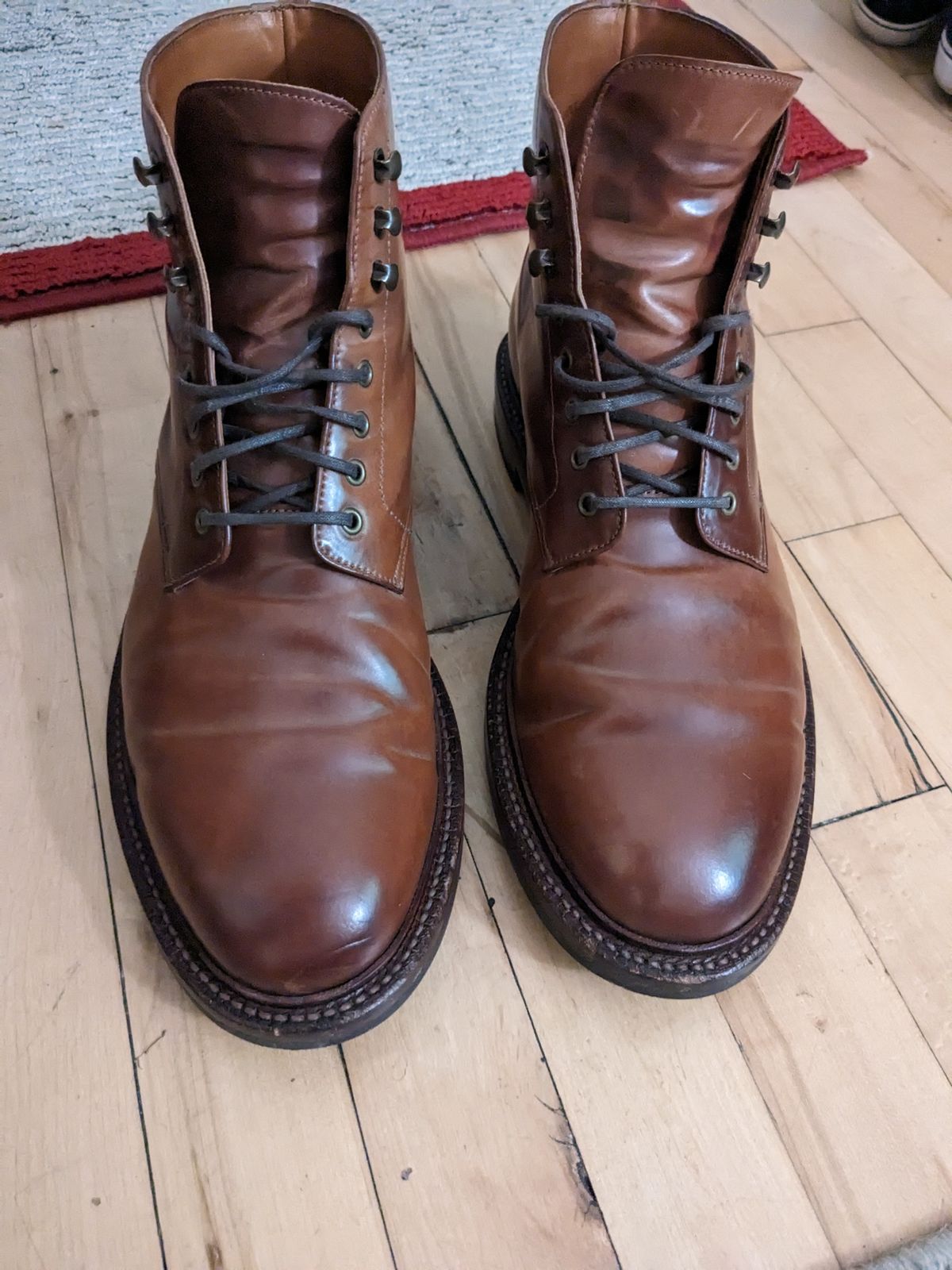 Photo by pck on November 27, 2023 of the Grant Stone Edward Boot in Horween Honey Glazed Shell Cordovan.