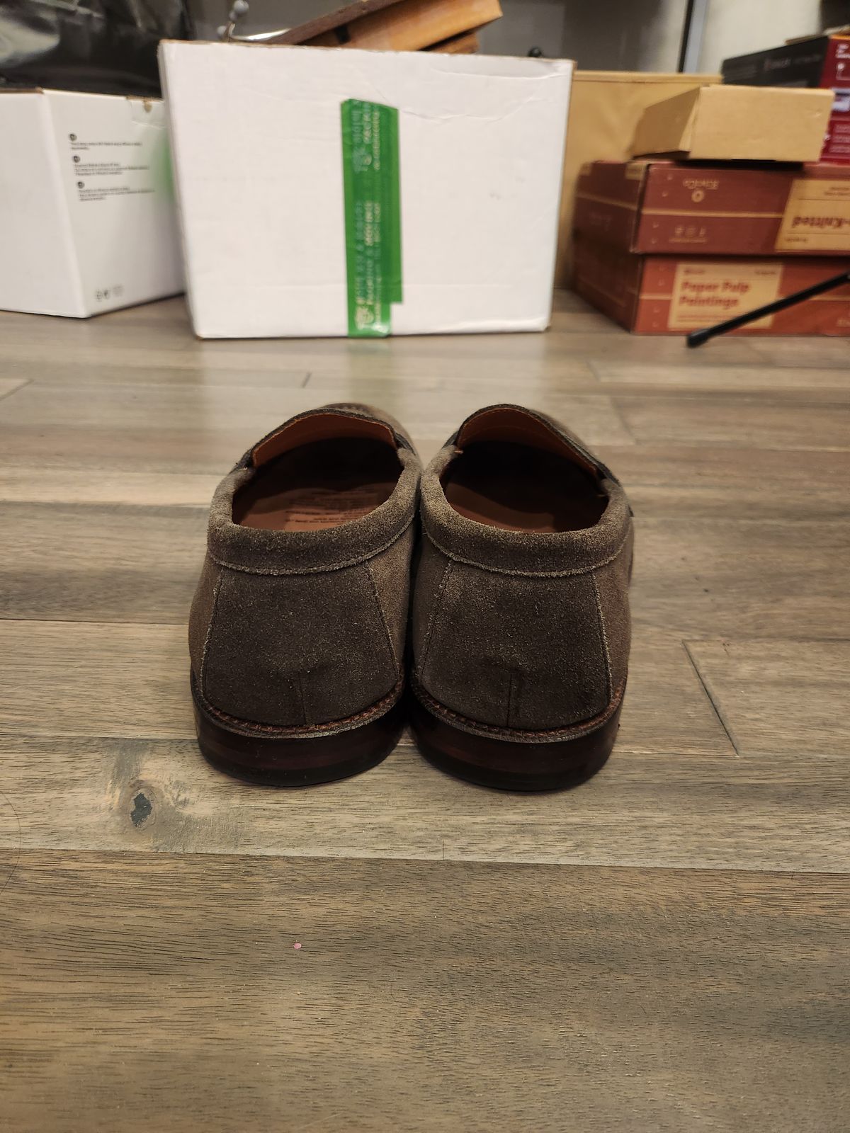 Photo by joemanji25 on November 2, 2023 of the Grant Stone Traveler Penny in C.F. Stead Loden Janus Calf Suede.
