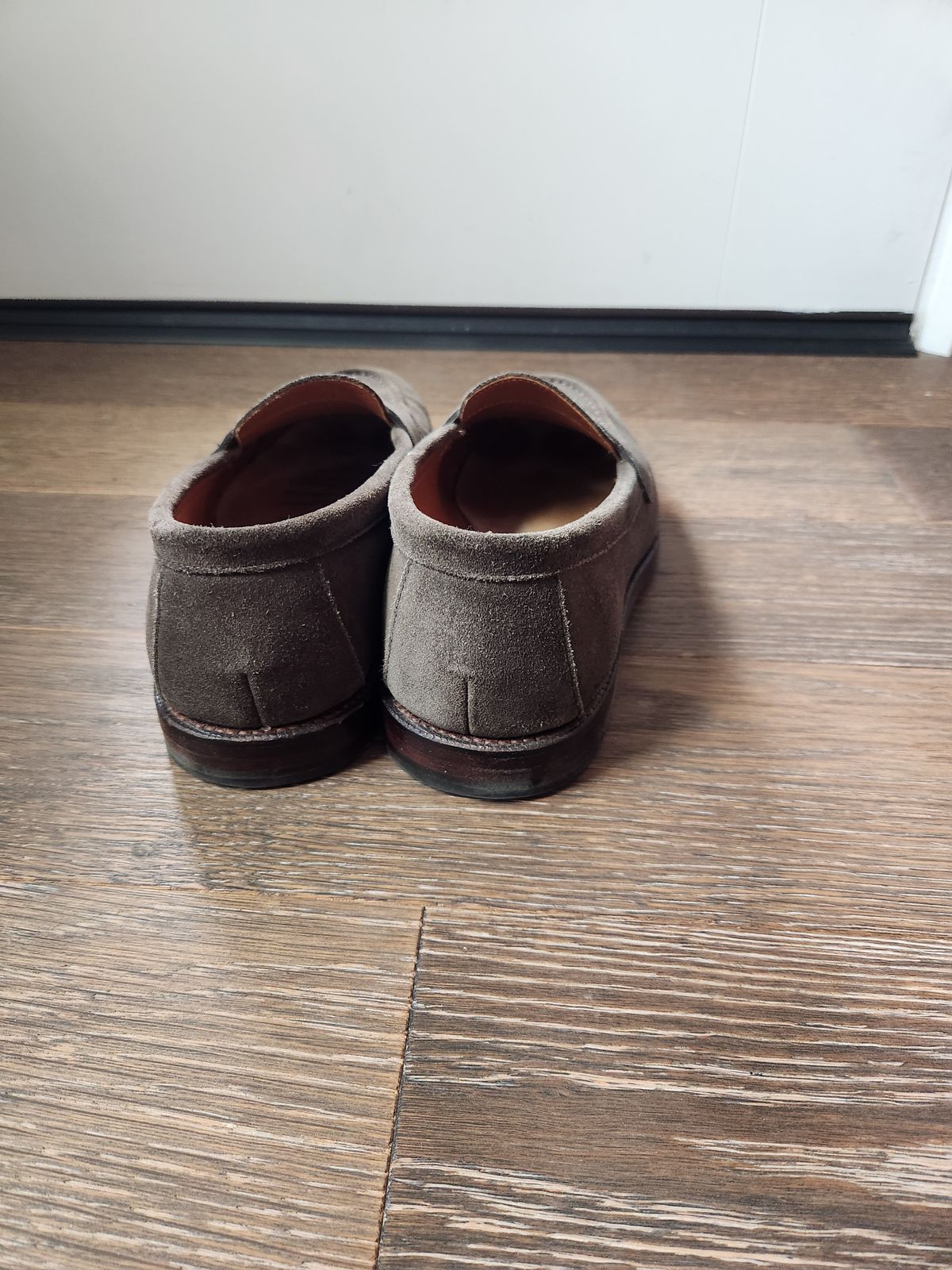 Photo by joemanji25 on February 4, 2024 of the Grant Stone Traveler Penny in C.F. Stead Loden Janus Calf Suede.
