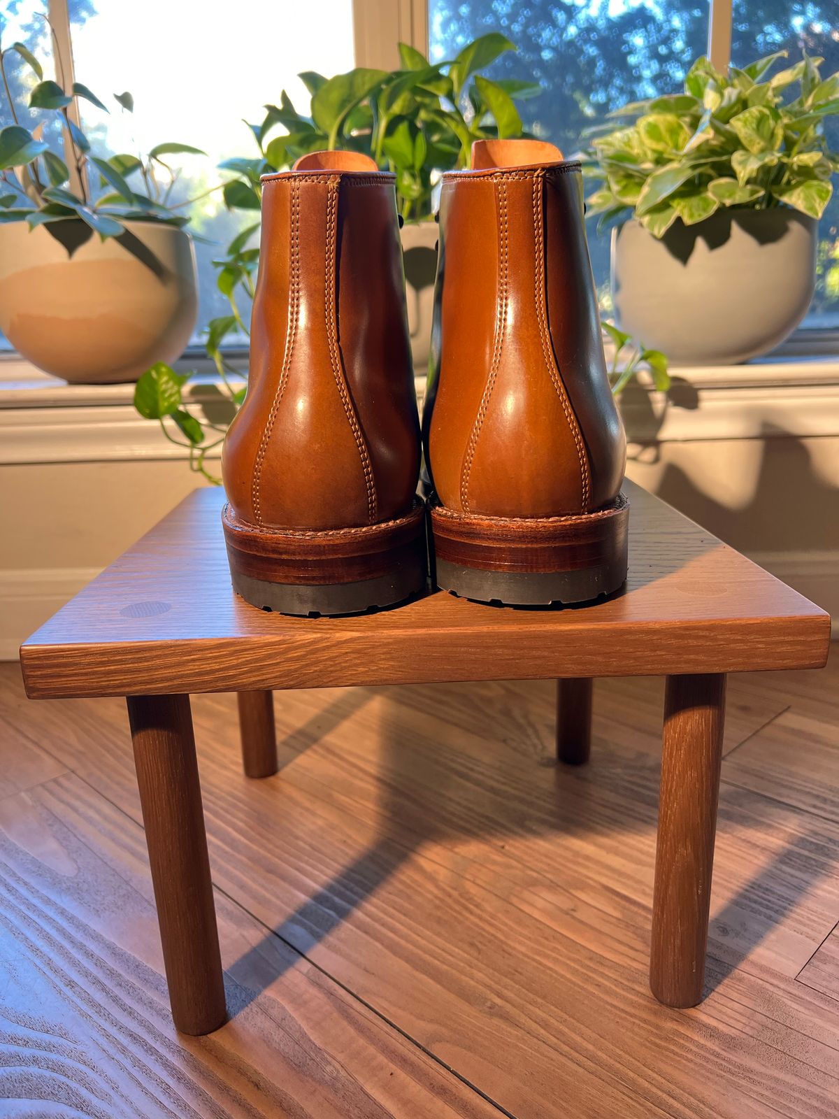 Photo by SuedeSwayed on October 2, 2022 of the Alden Straight Tip Boot in Horween Whisky Shell Cordovan.