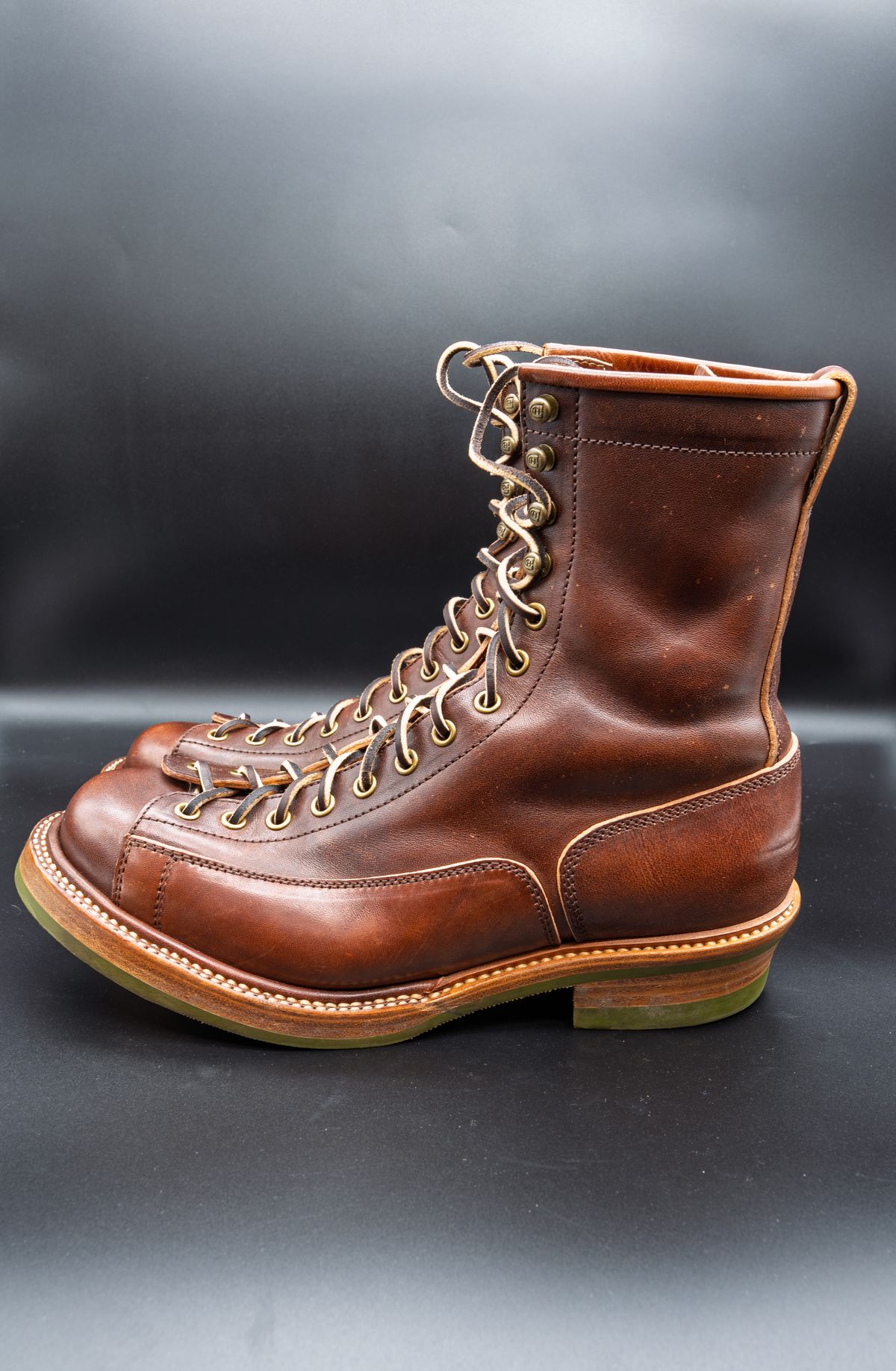 Photo by manuelbriones on November 1, 2025 of the Flame Panda Monkey Boot in Maryam Natural Horsebutt Overdyed Brown then Black.