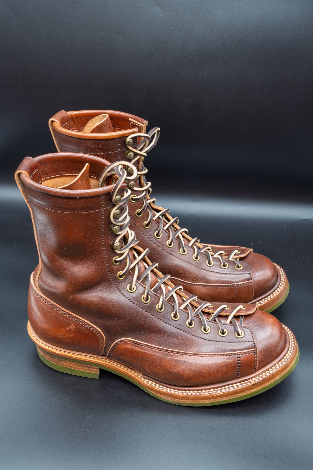 Photo by manuelbriones on November 2, 2025 of the Flame Panda Monkey Boot in Maryam Natural Horsebutt Overdyed Brown then Black.