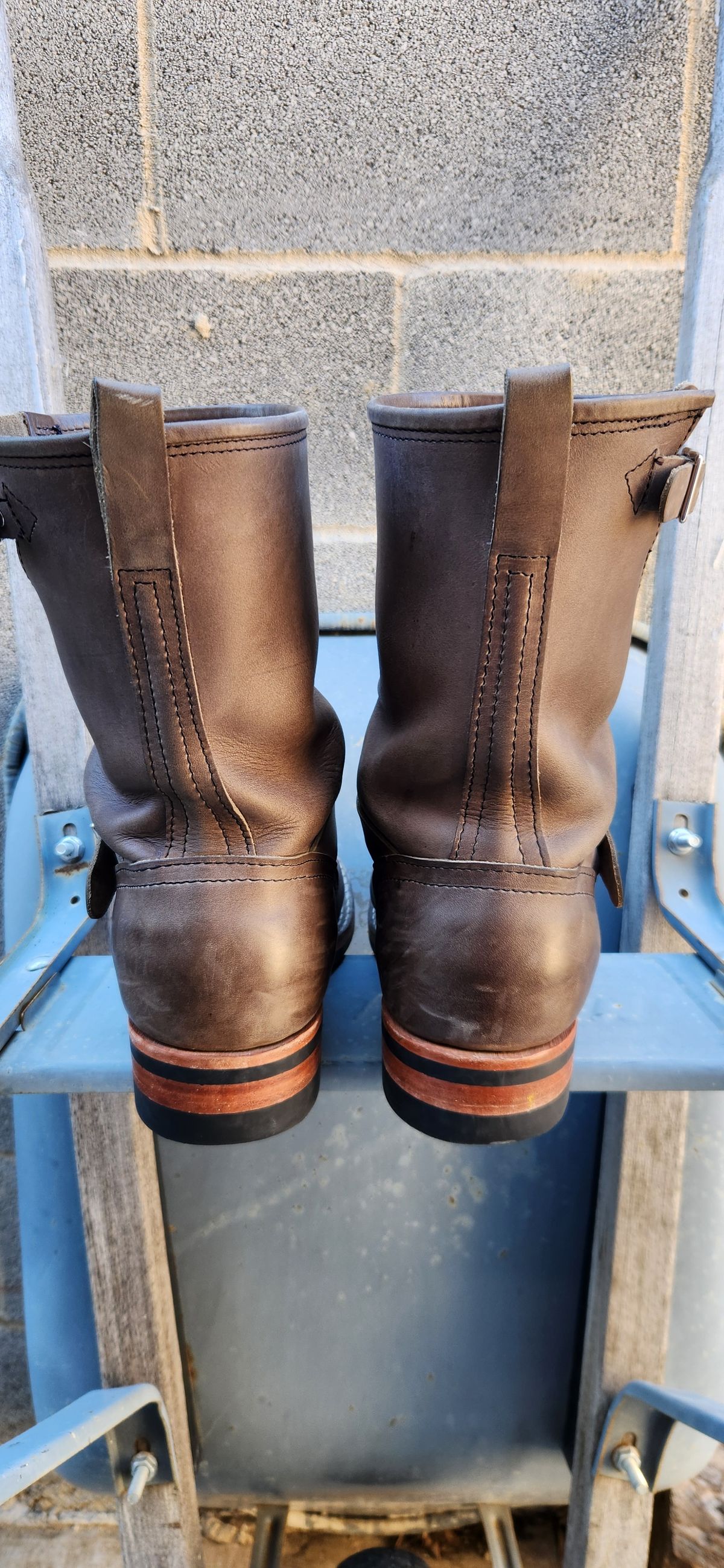 Photo by manuelbriones on February 4, 2024 of the Nicks Renegade in Horween Steel Predator.