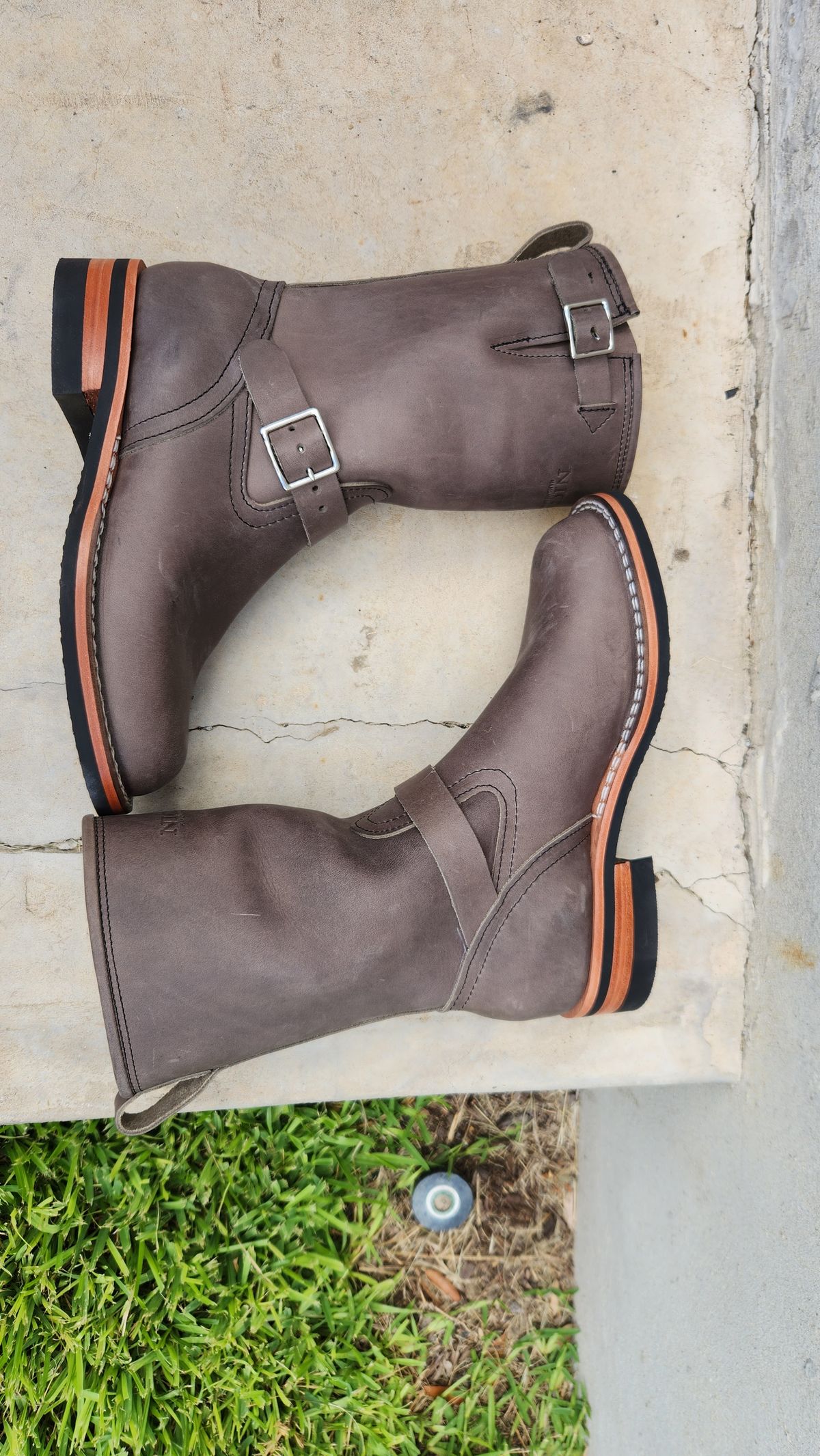 Photo by manuelbriones on October 1, 2023 of the Nicks Renegade in Horween Steel Predator.