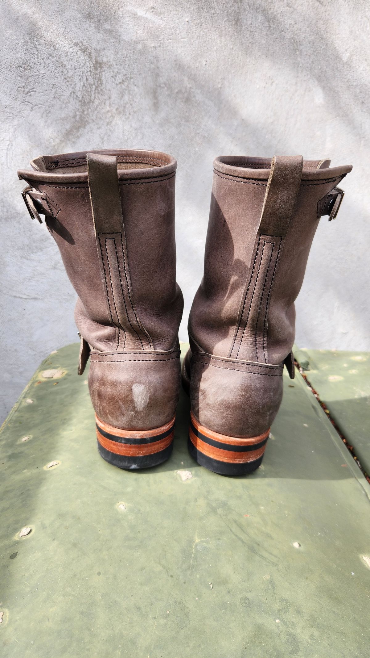 Photo by manuelbriones on December 3, 2023 of the Nicks Renegade in Horween Steel Predator.