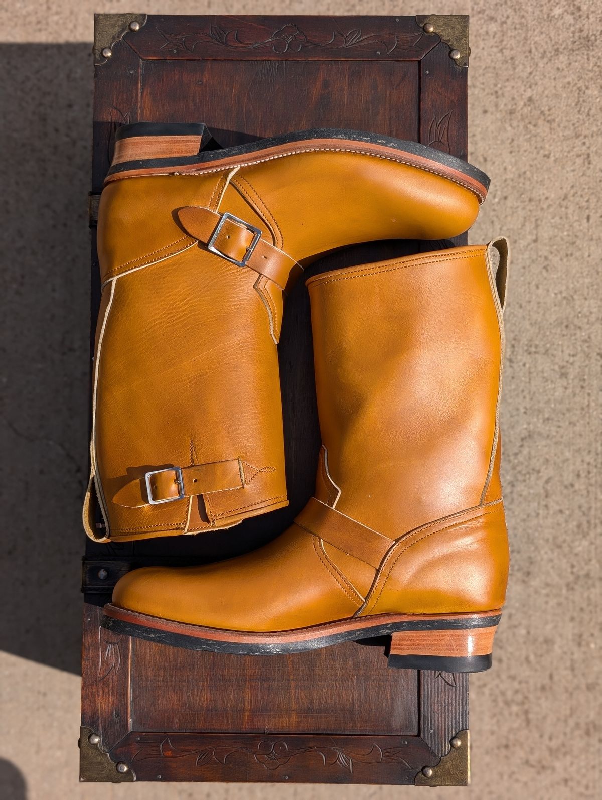 Photo by HealthyPatina on October 15, 2024 of the Bright Shoemakers Engineer Boot in Horween English Tan Cavalier (Chromexcel Variant).
