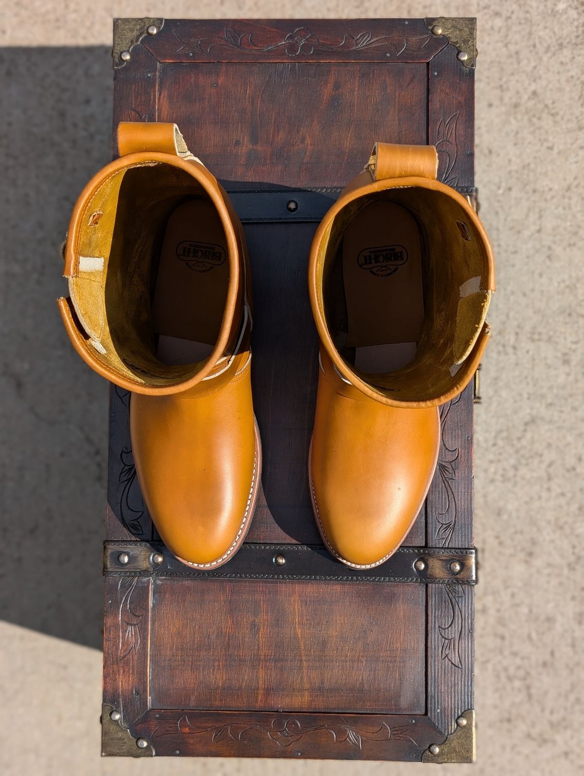 Photo by HealthyPatina on October 15, 2024 of the Bright Shoemakers Engineer Boot in Horween English Tan Cavalier (Chromexcel Variant).