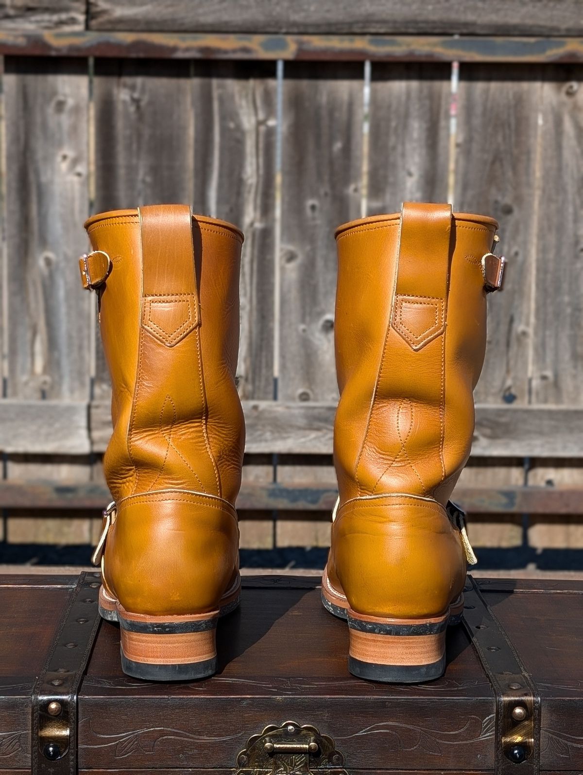 Photo by HealthyPatina on November 5, 2024 of the Bright Shoemakers Engineer Boot in Horween English Tan Cavalier (Chromexcel Variant).