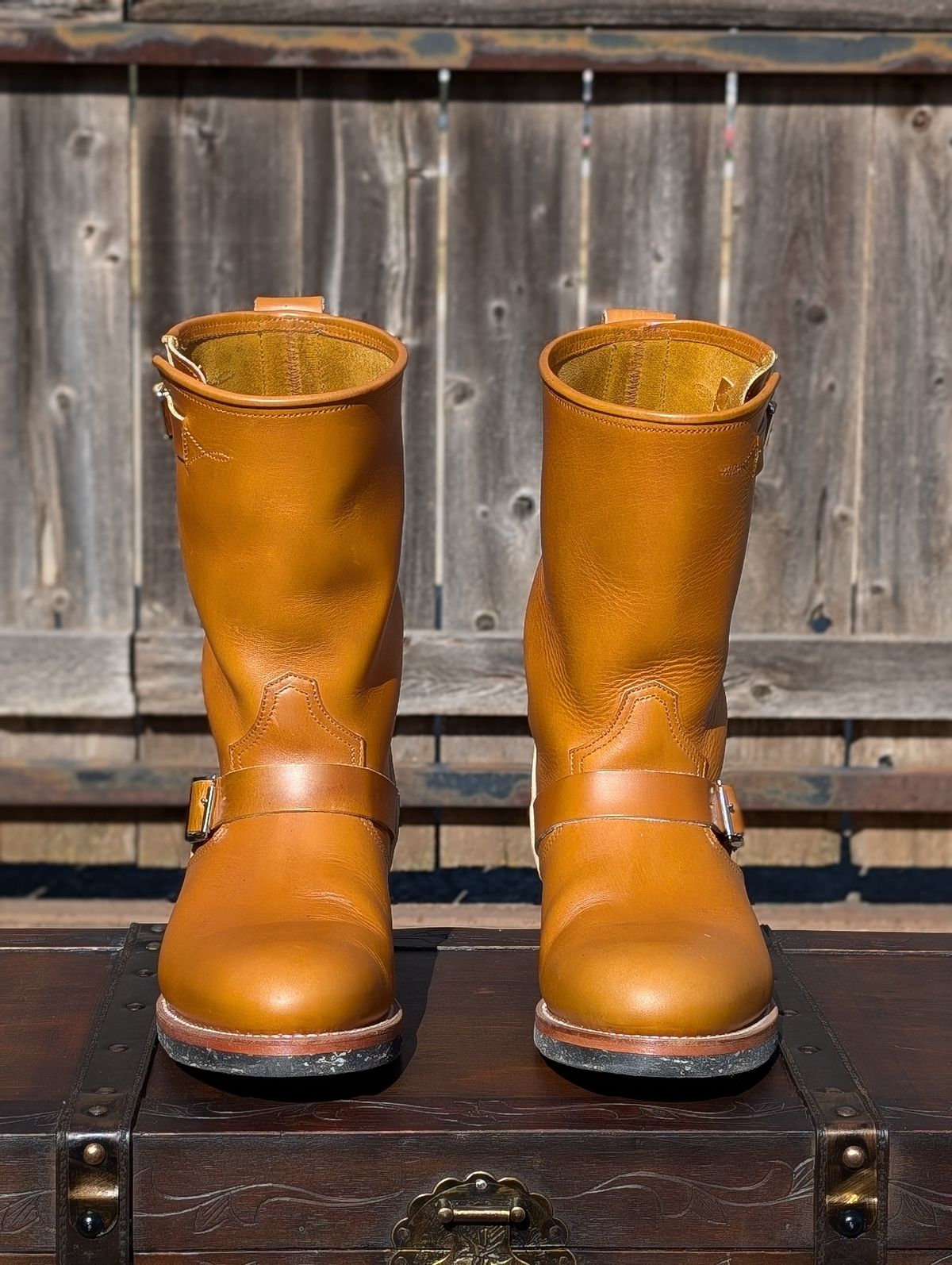 Photo by HealthyPatina on November 5, 2024 of the Bright Shoemakers Engineer Boot in Horween English Tan Cavalier (Chromexcel Variant).