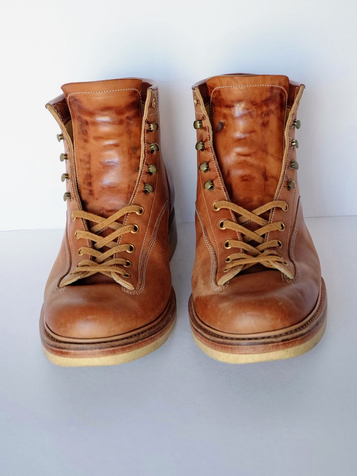 Photo by HealthyPatina on November 5, 2023 of the Sagara x S&S Valiant Boot in Conceria Cloe Crust Horsebutt.
