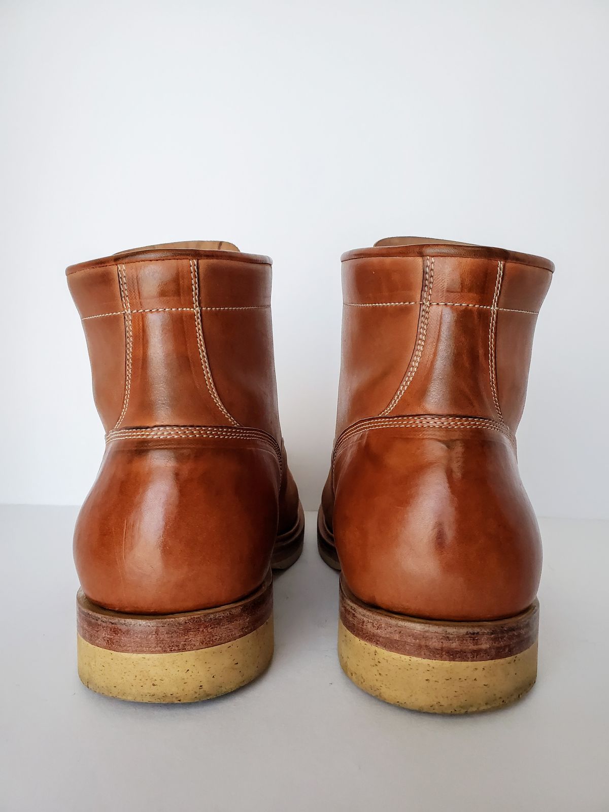 Photo by HealthyPatina on December 3, 2023 of the Sagara x S&S Valiant Boot in Conceria Cloe Crust Horsebutt.