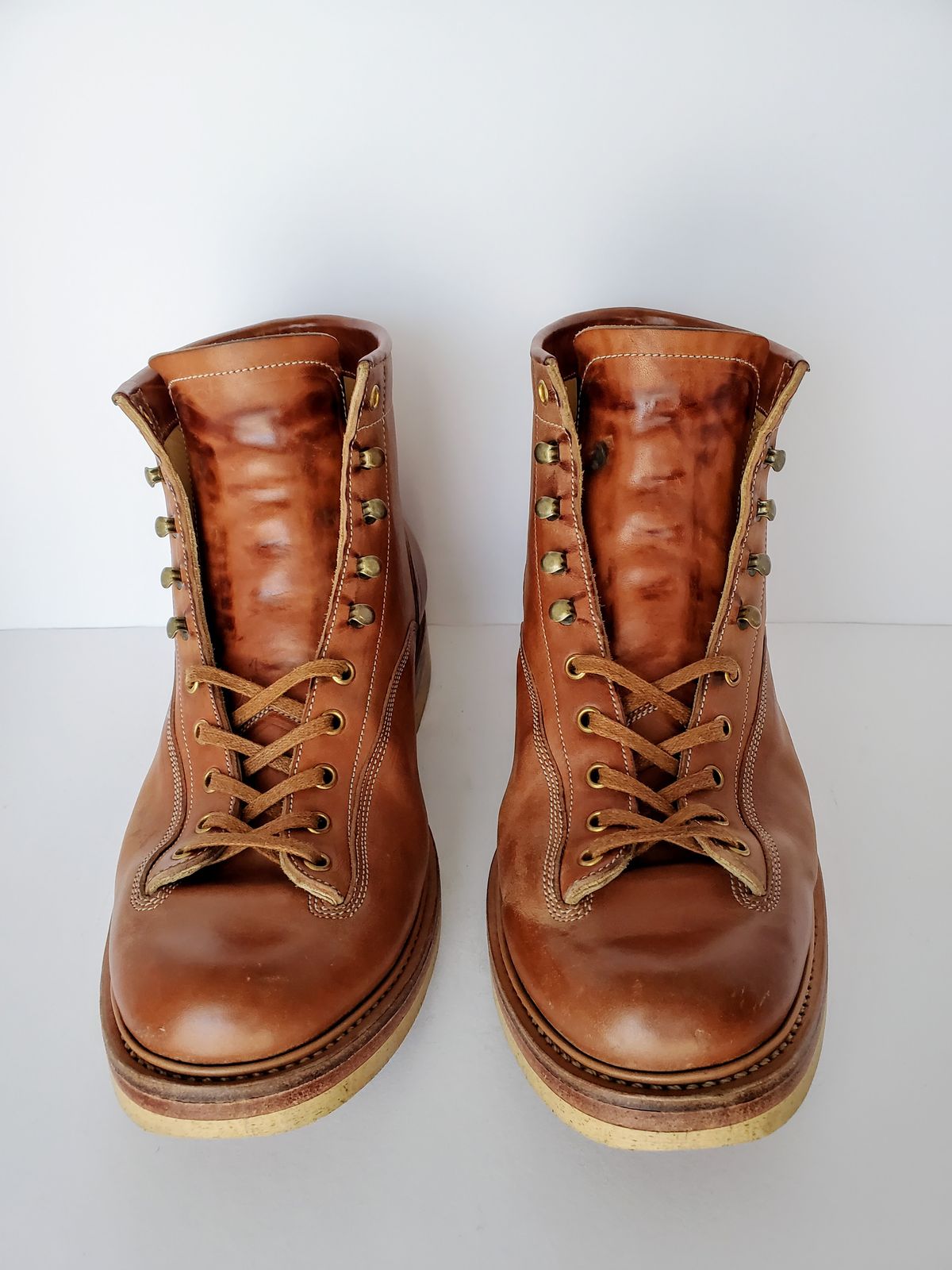 Photo by HealthyPatina on December 3, 2023 of the Sagara x S&S Valiant Boot in Conceria Cloe Crust Horsebutt.