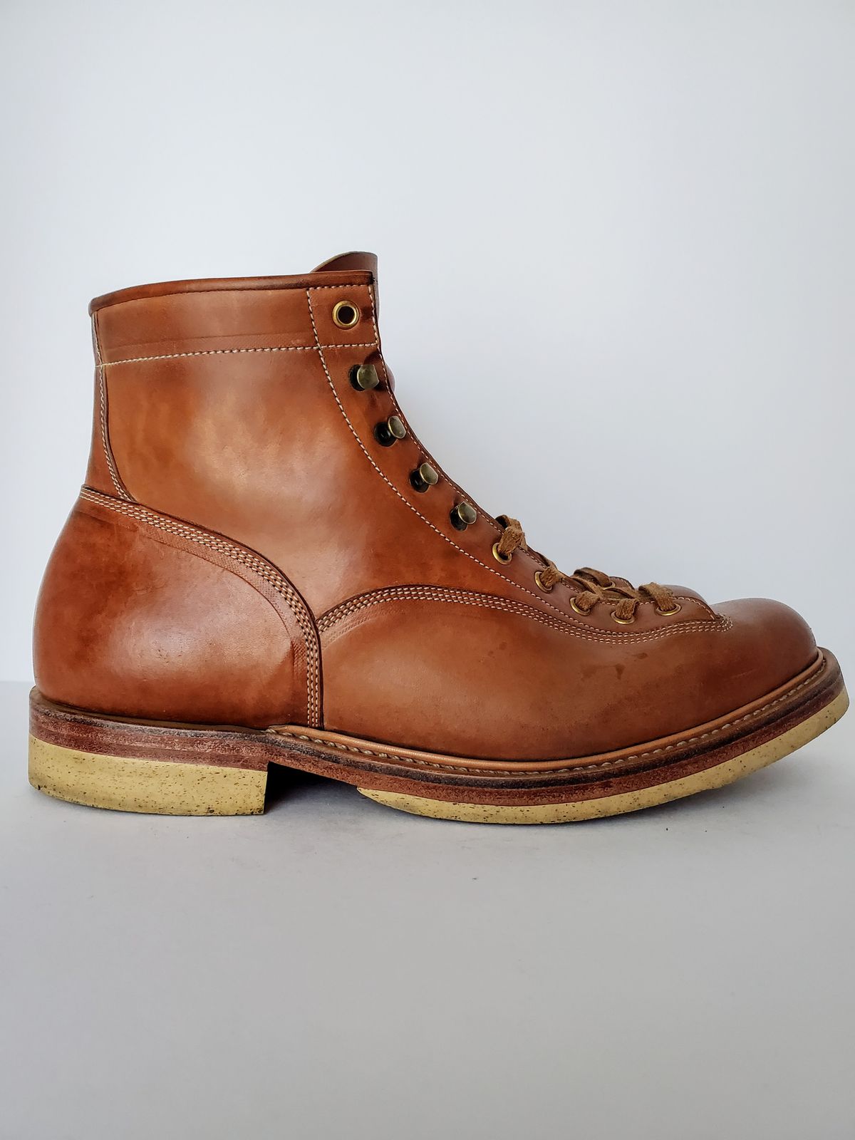 Photo by HealthyPatina on December 3, 2023 of the Sagara x S&S Valiant Boot in Conceria Cloe Crust Horsebutt.