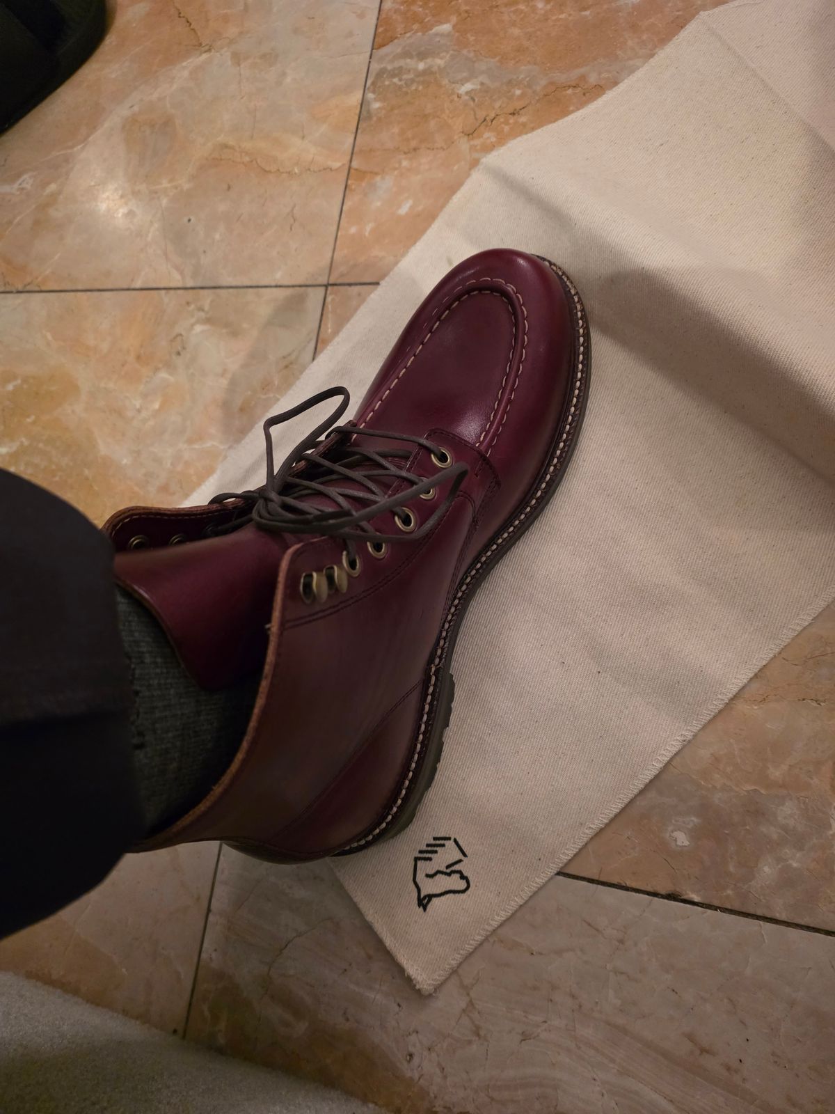 Photo by kananaios on December 25, 2025 of the Grant Stone Brass Boot in Horween Color 8 Chromexcel.