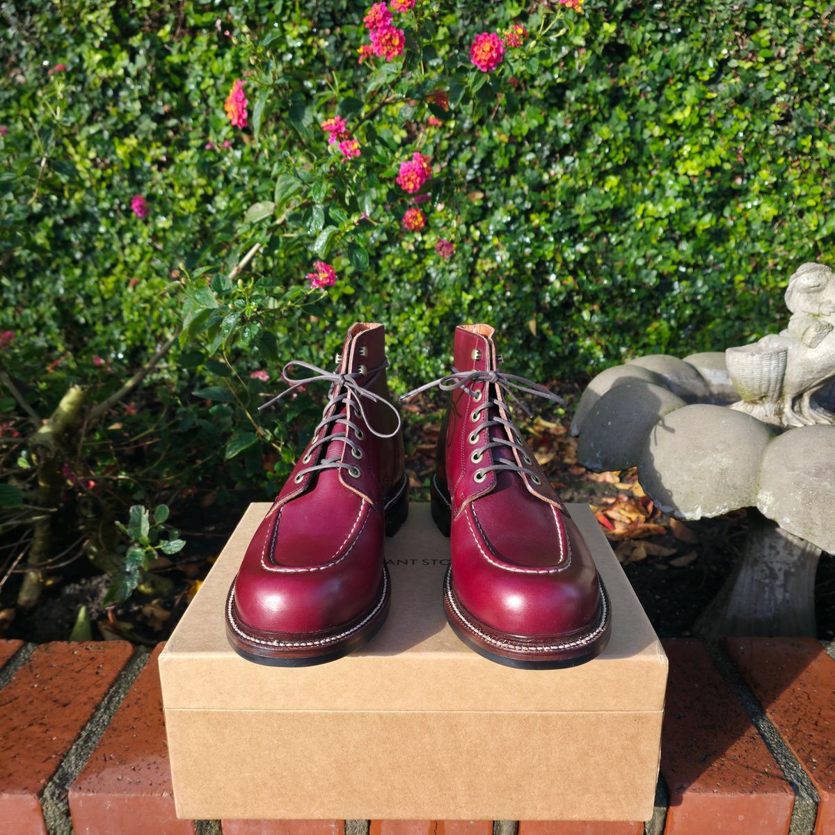 Photo by kananaios on December 25, 2025 of the Grant Stone Brass Boot in Horween Color 8 Chromexcel.