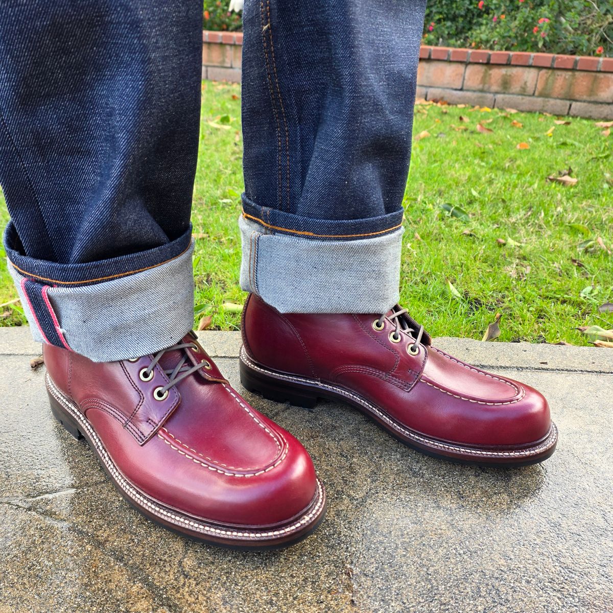 Photo by kananaios on December 25, 2025 of the Grant Stone Brass Boot in Horween Color 8 Chromexcel.