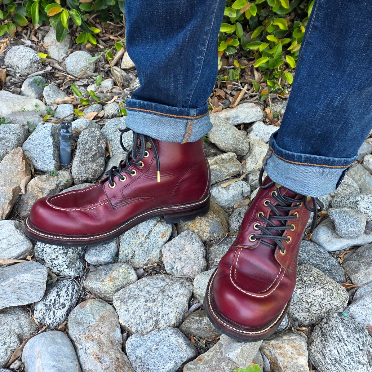 Photo by kananaios on March 24, 2026 of the Grant Stone Brass Boot in Horween Color 8 Chromexcel.