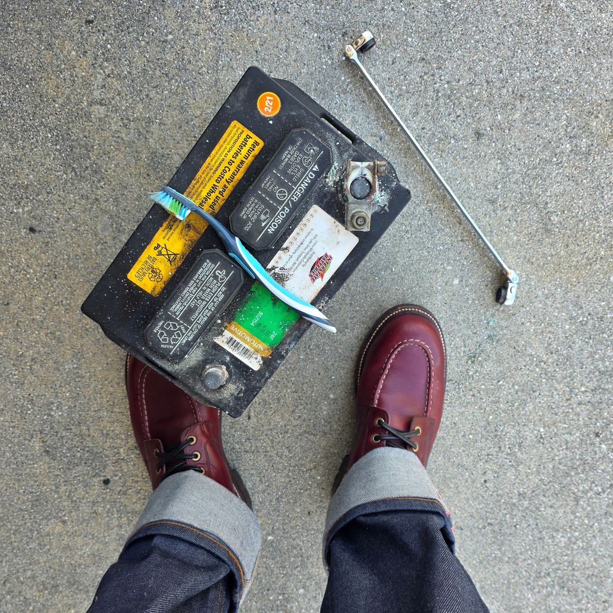 Photo by kananaios on April 2, 2026 of the Grant Stone Brass Boot in Horween Color 8 Chromexcel.