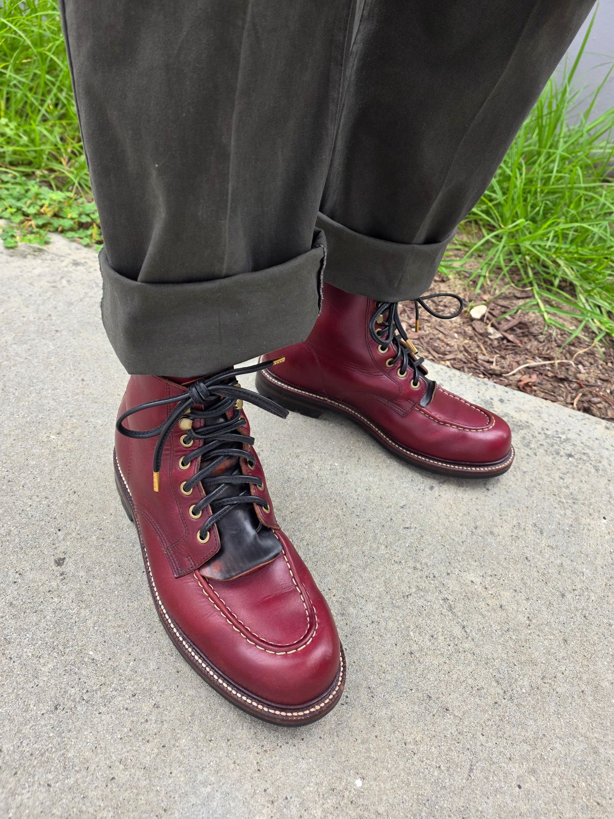 Photo by kananaios on May 14, 2026 of the Grant Stone Brass Boot in Horween Color 8 Chromexcel.