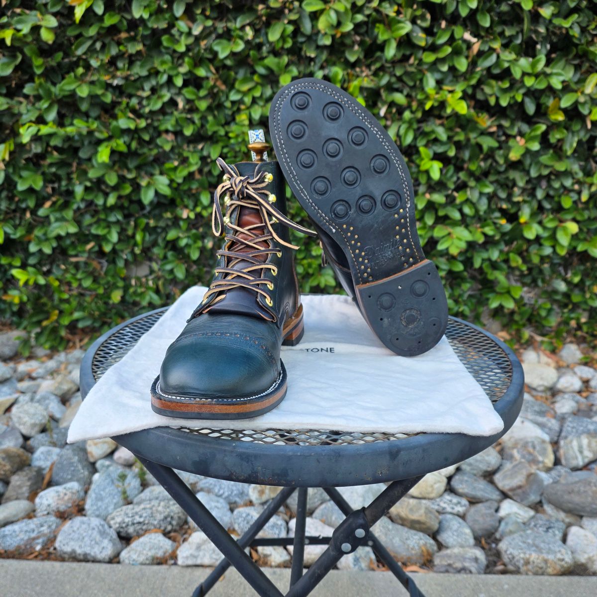 Photo by kananaios on October 4, 2025 of the Unmarked DB Hunter Cap Toe in Horween Navy Chromexcel.