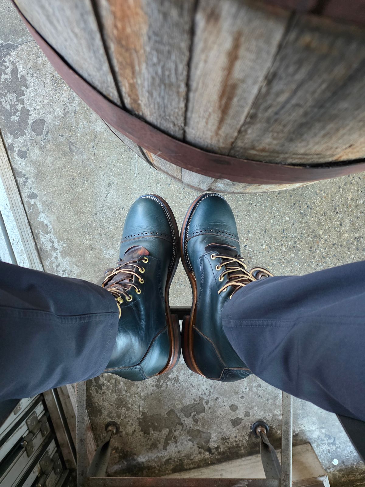 Photo by kananaios on October 23, 2025 of the Unmarked DB Hunter Cap Toe in Horween Navy Chromexcel.