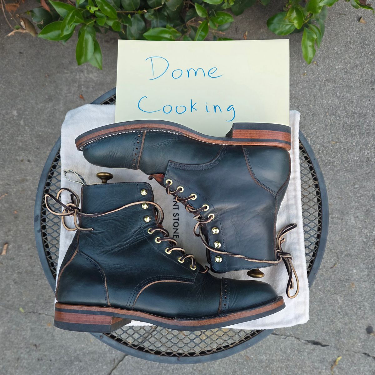 Photo by kananaios on November 2, 2025 of the Unmarked DB Hunter Cap Toe in Horween Navy Chromexcel.