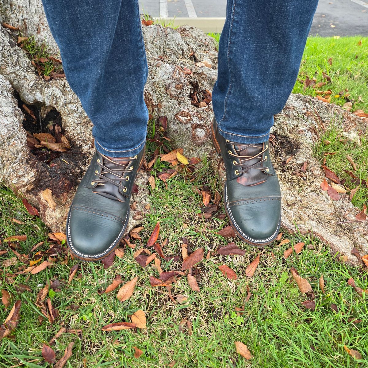 Photo by kananaios on November 12, 2025 of the Unmarked DB Hunter Cap Toe in Horween Navy Chromexcel.