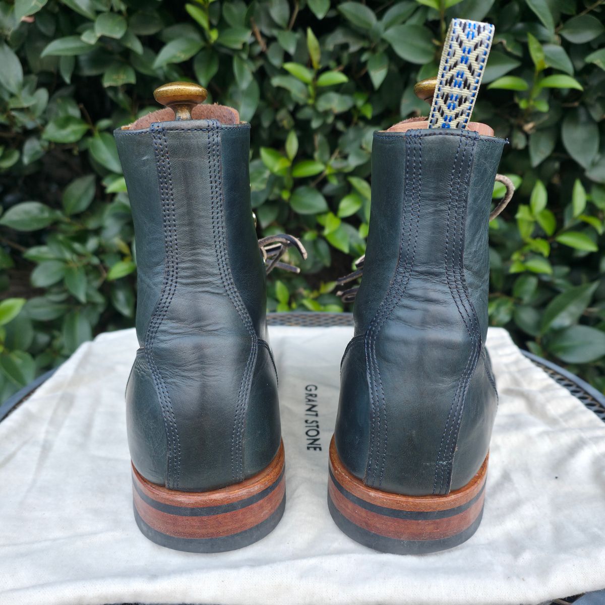 Photo by kananaios on March 4, 2026 of the Unmarked DB Hunter Cap Toe in Horween Navy Chromexcel.