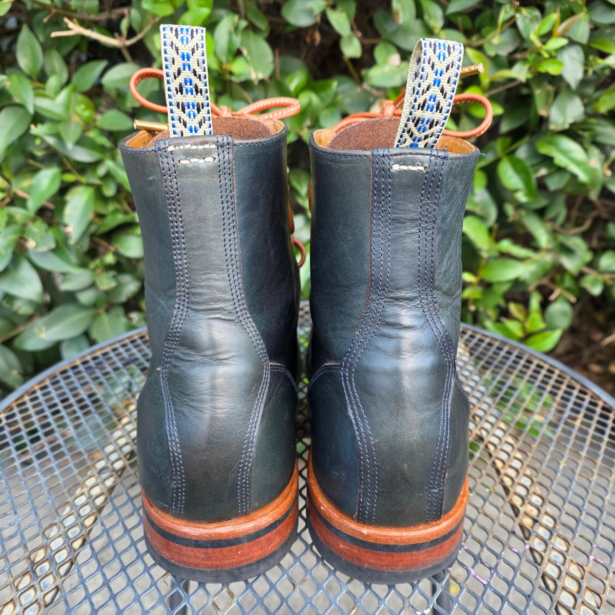 Photo by kananaios on March 24, 2026 of the Unmarked DB Hunter Cap Toe in Horween Navy Chromexcel.