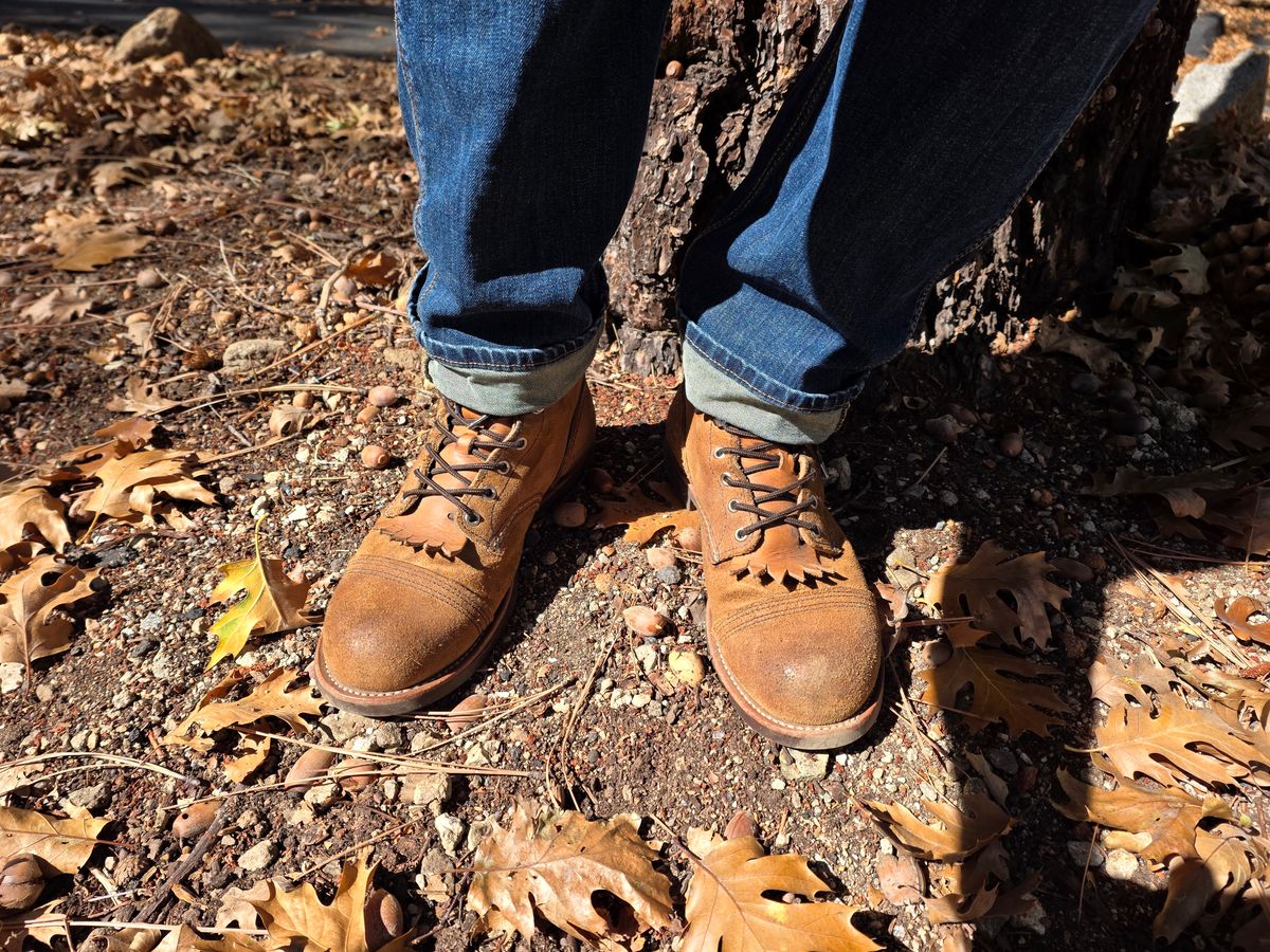 Photo by kananaios on November 8, 2025 of the Red Wing Iron Ranger in S.B. Foot Hawthorne Muleskinner.