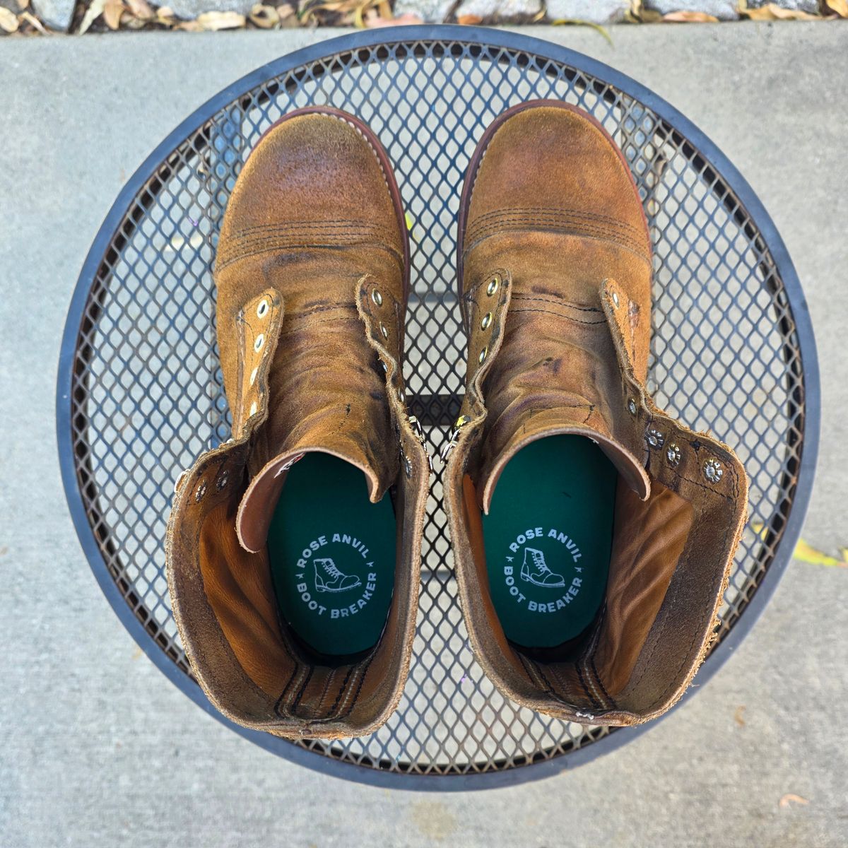 Photo by kananaios on March 23, 2026 of the Red Wing Iron Ranger in S.B. Foot Hawthorne Muleskinner.